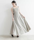 【ランダ/RANDA】のフロッキードットフィットアンドフレアワンピース 大人の最旬トレンドファッション＆コーディネート founy(ファウニー) ファッション Fashion レディースファッション Fashion for Women ワンピース Dresses インナー Innerwear シャーリング Shirring, Ruched デコルテ Décolleté, Neckline ドット Polka Dot, Dot Pattern フィット Fit, Slim Fit フェミニン Feminine, Girly フォルム Silhouette, Form フレア Flare, Flared エレガント 上品 Elegant 切替 Switching, Contrast Panel thumbnail GRAY|ID: prp329100004987313 ipo3291000000037360186