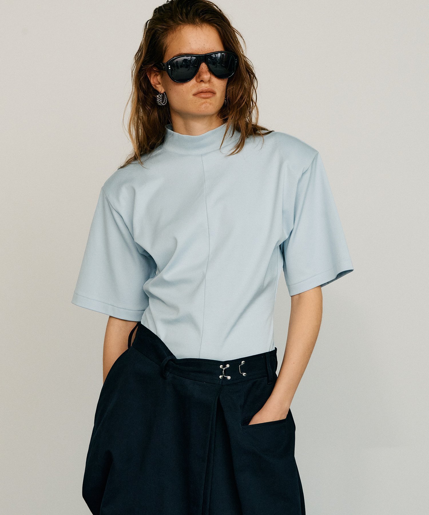 【プランク プロジェクト/PRANK PROJECT】のハイネックチュニック / High-Neck Tunic インテリア・キッズ・メンズ・レディースファッション・服の通販 founy(ファウニー) 　ファッション　Fashion　レディースファッション　Fashion for Women　トップス・カットソー　Cut & Sew Tops　おすすめ　Recommended / Our Picks　シェイプ　Shape, Slim Fit　ショルダー　Shoulder, Shoulder Strap　シンプル　Simple, Minimal　チュニック　Tunic, Long Top　ハイネック　High Neck, Mock Neck　BLU|ID: prp329100004987314 ipo3291000000037360192