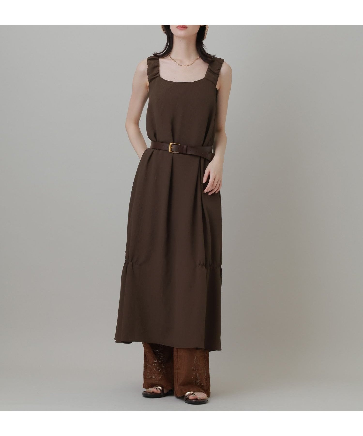 【ラコレ/LAKOLE】の裾シャーリングワンピース インテリア・キッズ・メンズ・レディースファッション・服の通販 founy(ファウニー) 　ファッション　Fashion　レディースファッション　Fashion for Women　ワンピース　Dresses　インナー　Innerwear　コンパクト　Compact, Small Size　シャーリング　Shirring, Ruched　シンプル　Simple, Minimal　スクエア　Square, Square Shape　タンク　Tank Top, Sleeveless Top　ティアード　Tiered, Tiered Style　デコルテ　Décolleté, Neckline　デニム　Denim, Jeans Material　ノースリーブ　Sleeveless, No-Sleeve　ブラウジング　Blouson Silhouette, Cinched Waist　マキシ　Maxi, Full Length　ロング　Long, Long-Length　ワイド　Wide, Wide Fit　夏　Summer　ブラウン|ID: prp329100004987355 ipo3291000000037360406