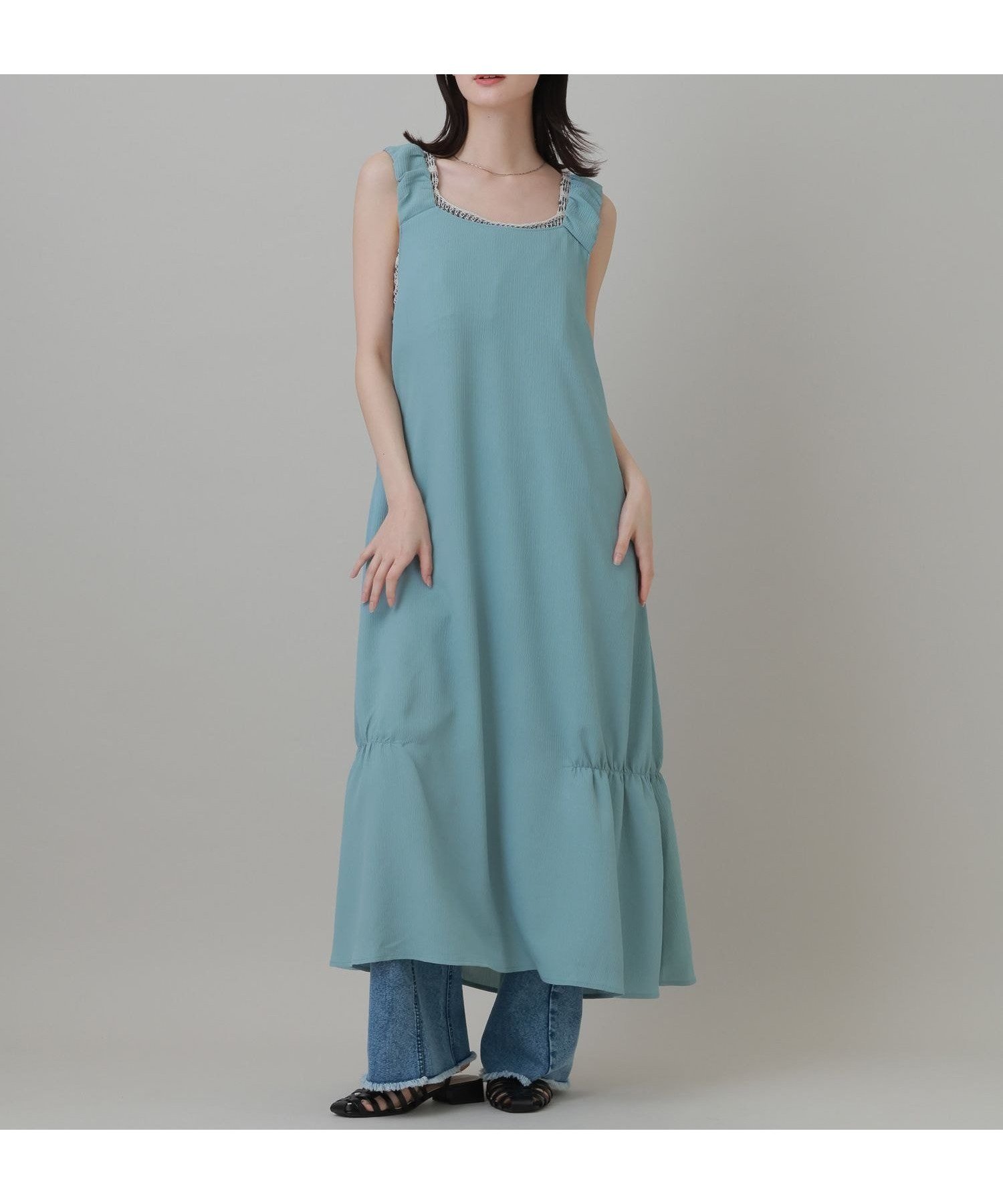 【ラコレ/LAKOLE】の裾シャーリングワンピース インテリア・キッズ・メンズ・レディースファッション・服の通販 founy(ファウニー) 　ファッション　Fashion　レディースファッション　Fashion for Women　ワンピース　Dresses　インナー　Innerwear　コンパクト　Compact, Small Size　シャーリング　Shirring, Ruched　シンプル　Simple, Minimal　スクエア　Square, Square Shape　タンク　Tank Top, Sleeveless Top　ティアード　Tiered, Tiered Style　デコルテ　Décolleté, Neckline　デニム　Denim, Jeans Material　ノースリーブ　Sleeveless, No-Sleeve　ブラウジング　Blouson Silhouette, Cinched Waist　マキシ　Maxi, Full Length　ロング　Long, Long-Length　ワイド　Wide, Wide Fit　夏　Summer　ブルー|ID: prp329100004987355 ipo3291000000037360407