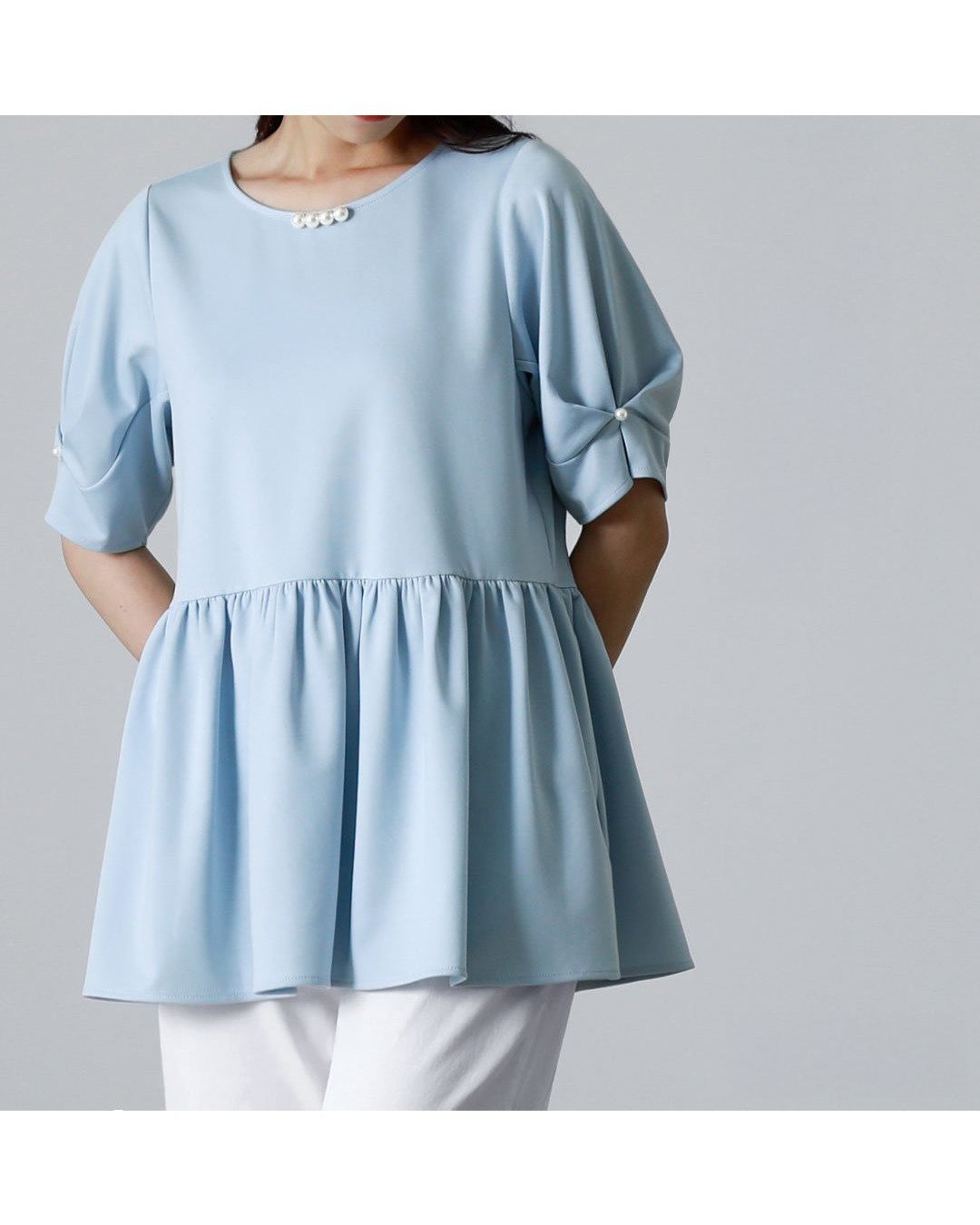 【レジーナリスレ/Regina Risurre】の【デイリー パール チュニック】 インテリア・キッズ・メンズ・レディースファッション・服の通販 founy(ファウニー) 　ファッション　Fashion　レディースファッション　Fashion for Women　トップス・カットソー　Cut & Sew Tops　チュニック　Tunic, Long Top　パール　Pearl, Pearl Accent　フレア　Flare, Flared　エアリー ブルー|ID: prp329100004987370 ipo3291000000037360498
