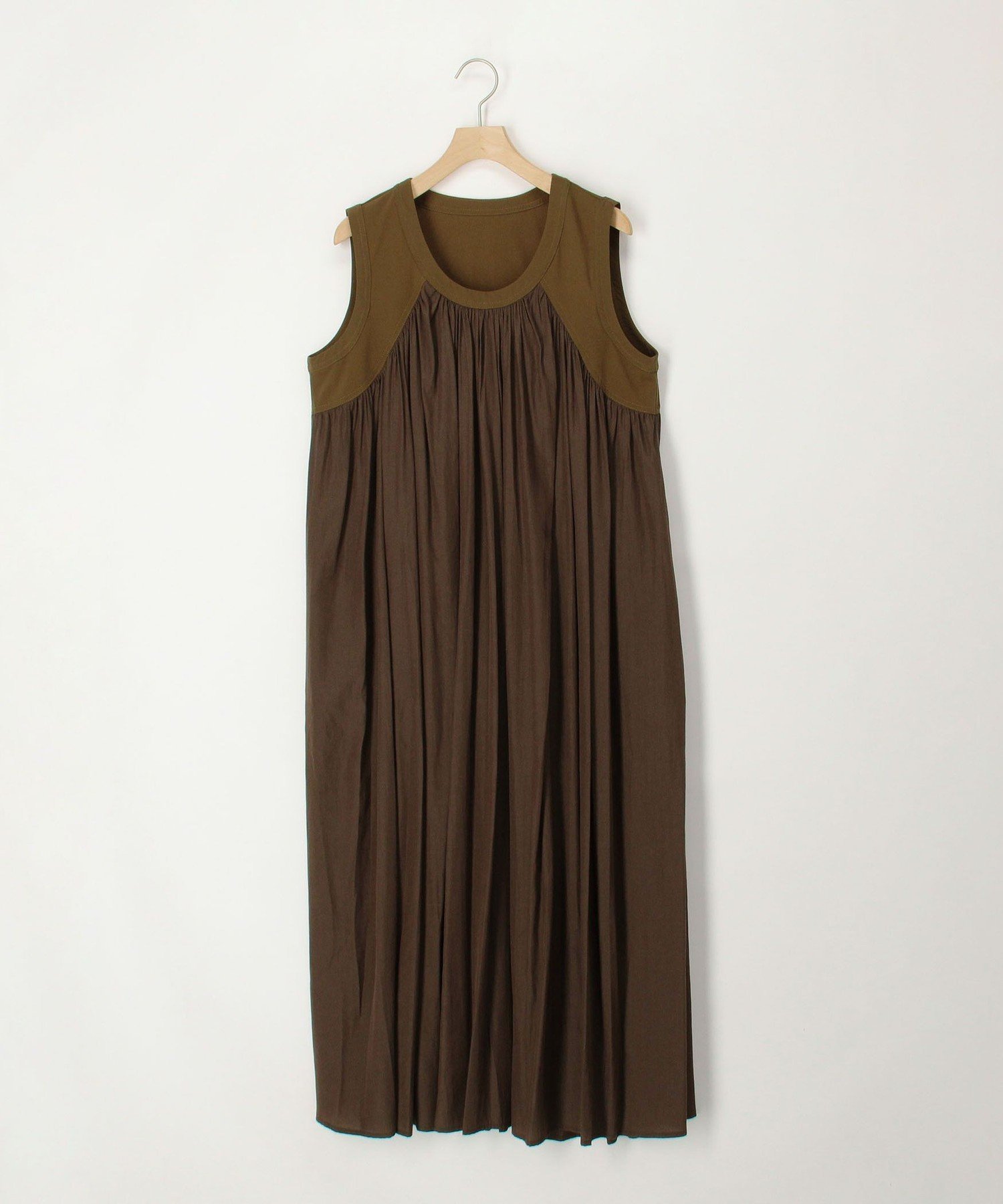 【ノーリーズ/NOLLEY'S】のデザインヨーク切替ワンピース 大人の最旬トレンドファッション＆コーディネート founy(ファウニー) 　ファッション　Fashion　レディースファッション　Fashion for Women　ワンピース　Dresses　ギャザー　Gathered, Ruffled　切替　Switching, Contrast Panel　ノースリーブ　Sleeveless, No-Sleeve　ポケット　Pocket, Pocket Detail　ヨーク　Yoke, Yoke Design　アウトレット　Outlet / Clearance　おすすめ　Recommended / Our Picks　エレガント 上品　Elegant　2026年　2026　2026春夏・S/S　Spring/Summer 2026 SS26　 other-1|ID: prp329100004987389 ipo3291000000037360634