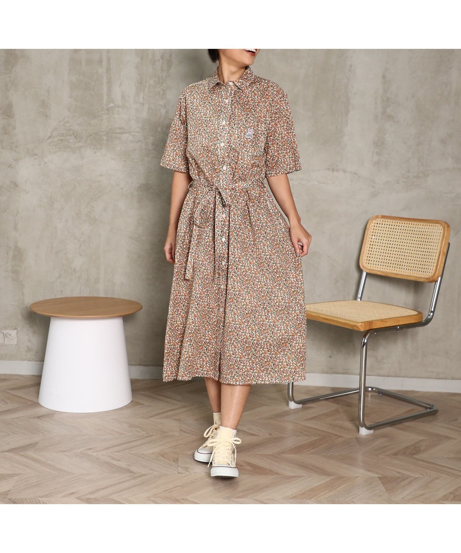 【サイコバニー/Psycho Bunny】のWOMEN LIBERTY フラワープリント シャツワンピース インテリア・キッズ・メンズ・レディースファッション・服の通販 founy(ファウニー) 　ファッション　Fashion　レディースファッション　Fashion for Women　ワンピース　Dresses　シャツワンピース / 1枚で着映えコーデ　Shirt Dresses　フラワー　Flower, Floral　プリント　Print, Printed Pattern　ワーク　Workwear, Utility Style　半袖　Short Sleeve, Half Sleeve　ライトベージュ|ID: prp329100004987405 ipo3291000000037360909