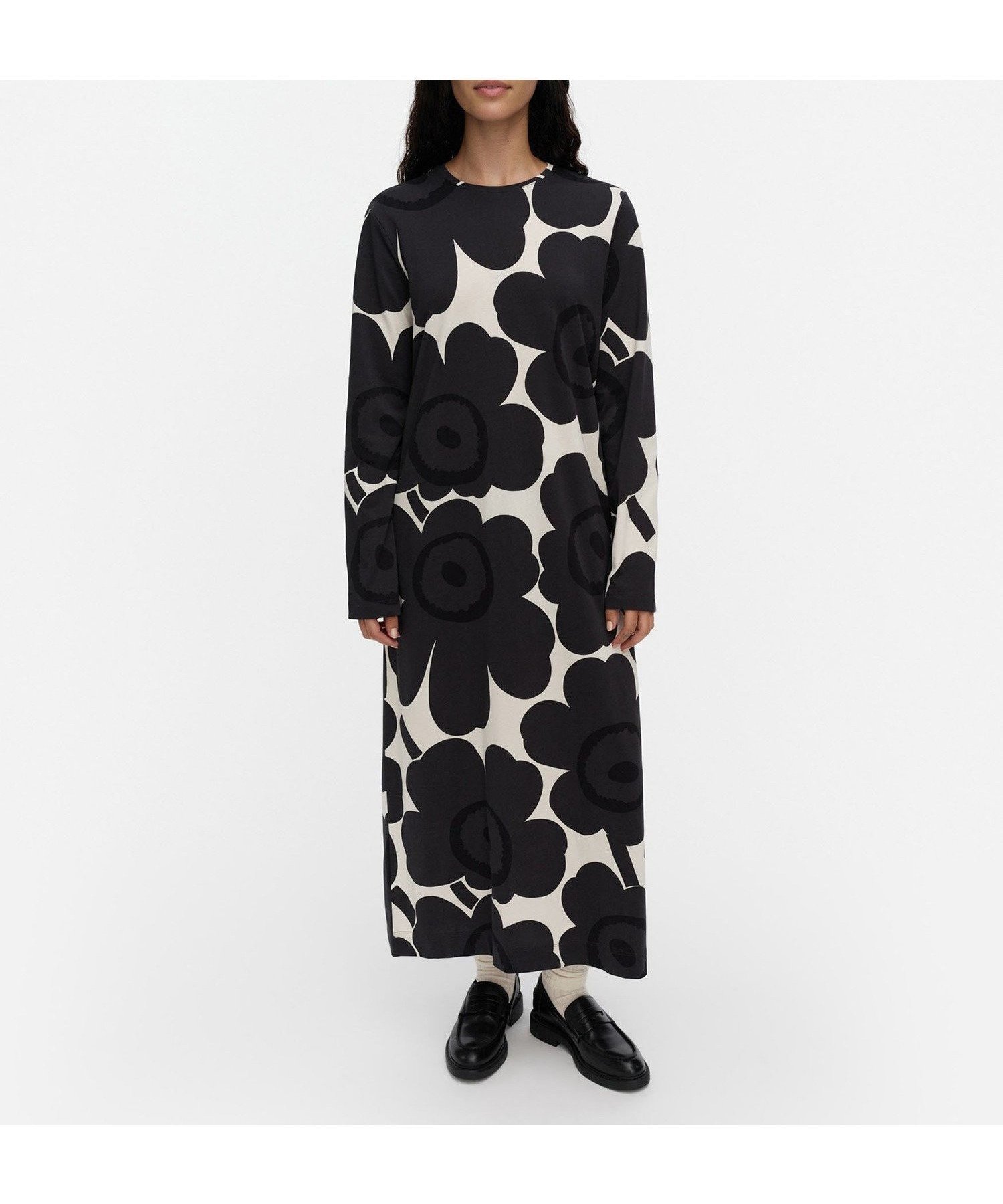 【マリメッコ/marimekko】のSh Luonti Unikko ワンピース インテリア・キッズ・メンズ・レディースファッション・服の通販 founy(ファウニー) 　ファッション　Fashion　レディースファッション　Fashion for Women　ワンピース　Dresses　スタイリッシュ　Stylish, Fashionable　ストレート　Straight, Straight Cut　スリット　Slit, Slit Detail　スリム　Slim, Slim Fit　フィット　Fit, Slim Fit　プリント　Print, Printed Pattern　モチーフ　Motif, Design Theme　ロング　Long, Long-Length　オフホワイト×ブラック|ID: prp329100004987407 ipo3291000000037360914