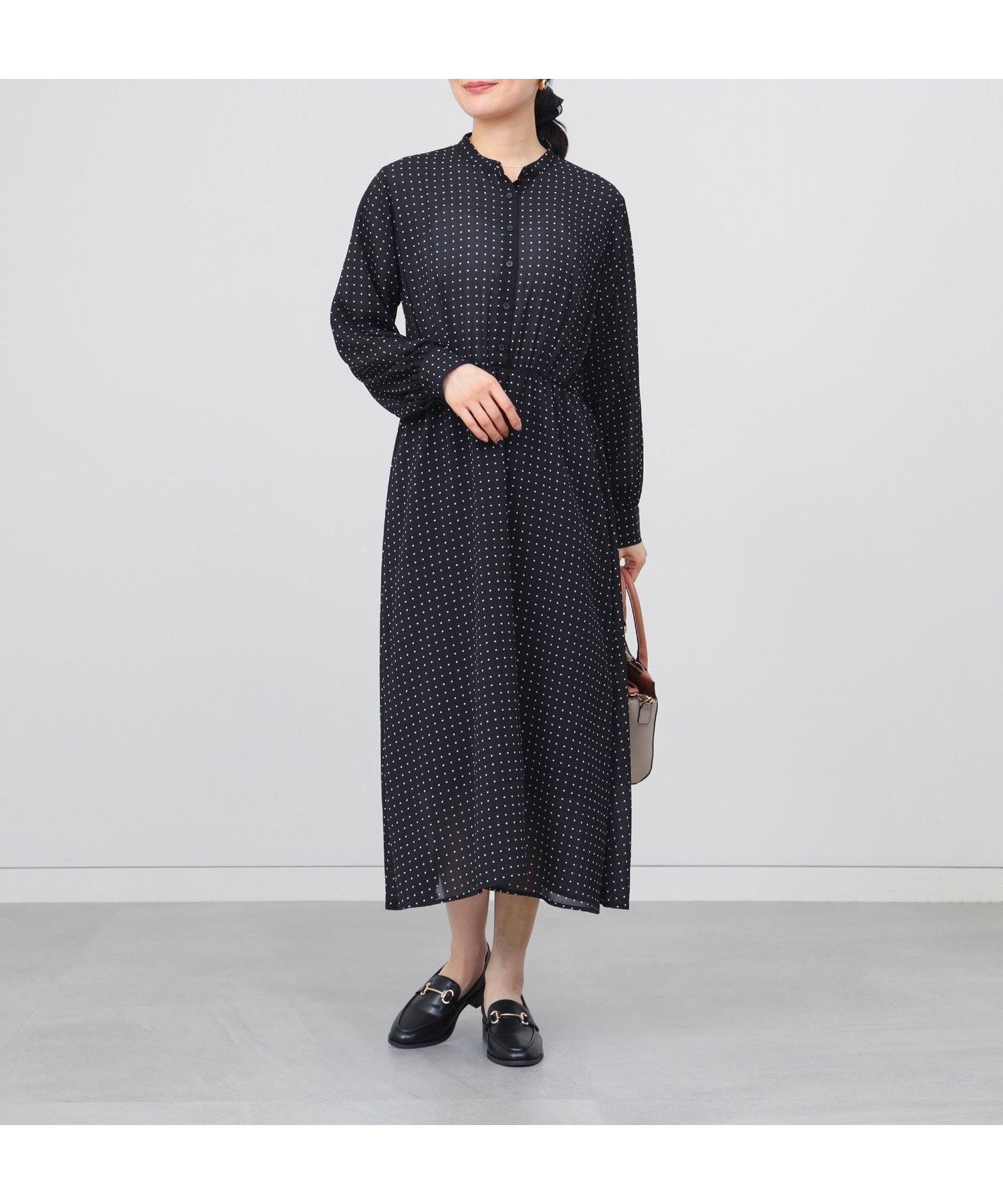 【ビームス ウイメン/BEAMS】のドットプリント フレア ワンピース インテリア・キッズ・メンズ・レディースファッション・服の通販 founy(ファウニー) 　ファッション　Fashion　レディースファッション　Fashion for Women　ワンピース　Dresses　エレガント 上品　Elegant　シューズ　Shoes, Footwear　ドット　Polka Dot, Dot Pattern　バランス　Balance, Style Balance　フォーマル　Formal, Dressy　フラット　Flat, Flat Shoes　フレア　Flare, Flared　ブラウジング　Blouson Silhouette, Cinched Waist　プリント　Print, Printed Pattern　リラックス　Relax, Relaxed Fit　BLACK|ID: prp329100004987415 ipo3291000000037360983