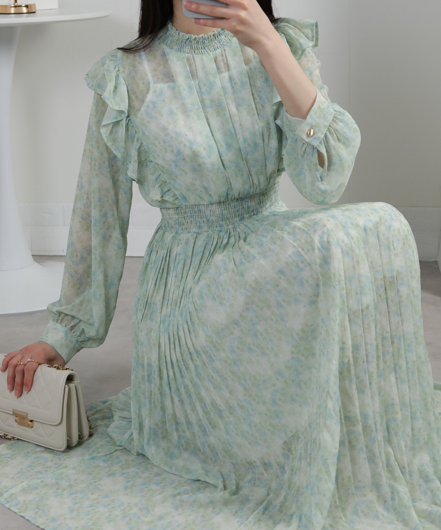 【その他のブランド/Other】の水彩柄 フリルデザイン 消しプリーツ ワンピース インテリア・キッズ・メンズ・レディースファッション・服の通販 founy(ファウニー) 　ファッション　Fashion　レディースファッション　Fashion for Women　ワンピース　Dresses　春　Spring　秋　Autumn　ガーリー　Girly, Feminine Style　キャミソール　Camisole, Spaghetti Strap Top　シアー　Sheer, See-Through　シャーリング　Shirring, Ruched　ジャケット　Jacket, Outerwear　ハイネック　High Neck, Mock Neck　パープル　Purple, Violet　フェミニン　Feminine, Girly　フリル　Frill, Ruffle　プリーツ　Pleats, Pleated　おすすめ　Recommended / Our Picks　夏　Summer　エレガント 上品　Elegant　ミントグリーン|ID: prp329100004987438 ipo3291000000037361793