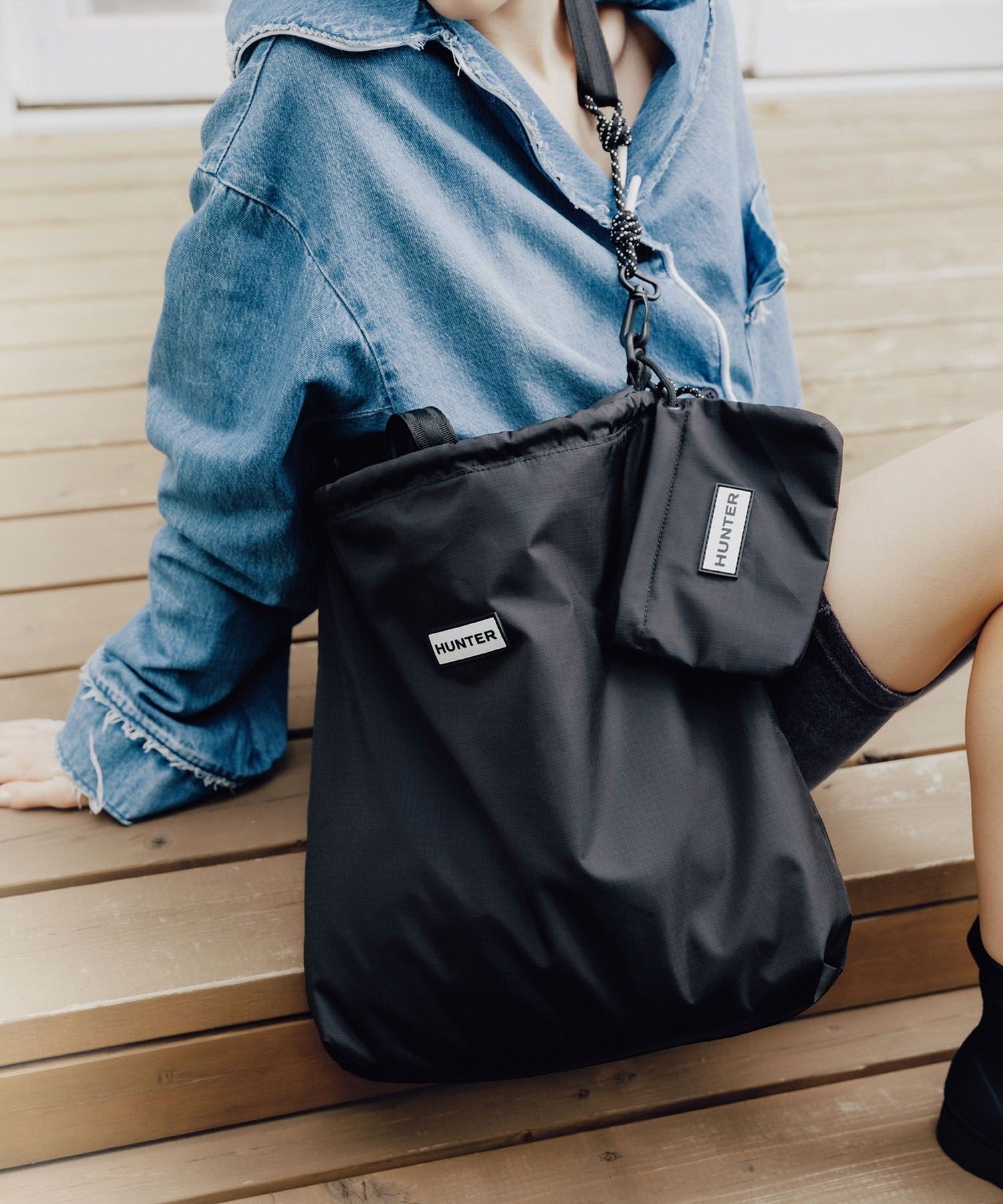 【アダム エ ロペ/ADAM ET ROPE'】の【HUNTER for ADAM ET ROPE 】別注 TRAVEL MULTI FUNCTION TOTE 大人の最旬トレンドファッション＆コーディネート founy(ファウニー) 　ファッション　Fashion　レディースファッション　Fashion for Women　バッグ　Bags　春　Spring　軽量　Lightweight, Ultra Light　トラベル　Travel, Travel Gear　フィット　Fit, Slim Fit　フレーム　Frame, Outline　ポーチ　Pouch, Small Case　別注　Limited Edition, Custom Order　ラップ　Wrap, Wrap Design　リバーシブル　Reversible, Two-Sided　S/S・春夏　SS, Spring/Summer, Warm Season　夏　Summer　旅行　Travel　2026年　2026　2026春夏・S/S　Spring/Summer 2026 SS26　 other-1|ID: prp329100004987501 ipo3291000000037362469