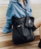 【アダム エ ロペ/ADAM ET ROPE'】の【HUNTER for ADAM ET ROPE 】別注 TRAVEL MULTI FUNCTION TOTE 大人の最旬トレンドファッション＆コーディネート founy(ファウニー) ファッション Fashion レディースファッション Fashion for Women バッグ Bags 春 Spring 軽量 Lightweight, Ultra Light トラベル Travel, Travel Gear フィット Fit, Slim Fit フレーム Frame, Outline ポーチ Pouch, Small Case 別注 Limited Edition, Custom Order ラップ Wrap, Wrap Design リバーシブル Reversible, Two-Sided S/S・春夏 SS, Spring/Summer, Warm Season 夏 Summer 旅行 Travel 2026年 2026 2026春夏・S/S Spring/Summer 2026 SS26 thumbnail ブラック(01)|ID: prp329100004987501 ipo3291000000037362470