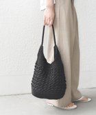 【シップス/SHIPS】のSHIPS Colors メタリック クロシェ バッグ 大人の最旬トレンドファッション＆コーディネート founy(ファウニー) ファッション Fashion レディースファッション Fashion for Women バッグ Bags 春 Spring クロシェ Crochet, Knitted Lace 今季 This Season, Current Season メタリック Metallic, Shiny Finish メンズ Men's, Menswear S/S・春夏 SS, Spring/Summer, Warm Season アウトレット Outlet / Clearance 夏 Summer ビジネス 仕事 通勤 Business / Work / Commuting thumbnail ブラック|ID: prp329100004987506 ipo3291000000037362494