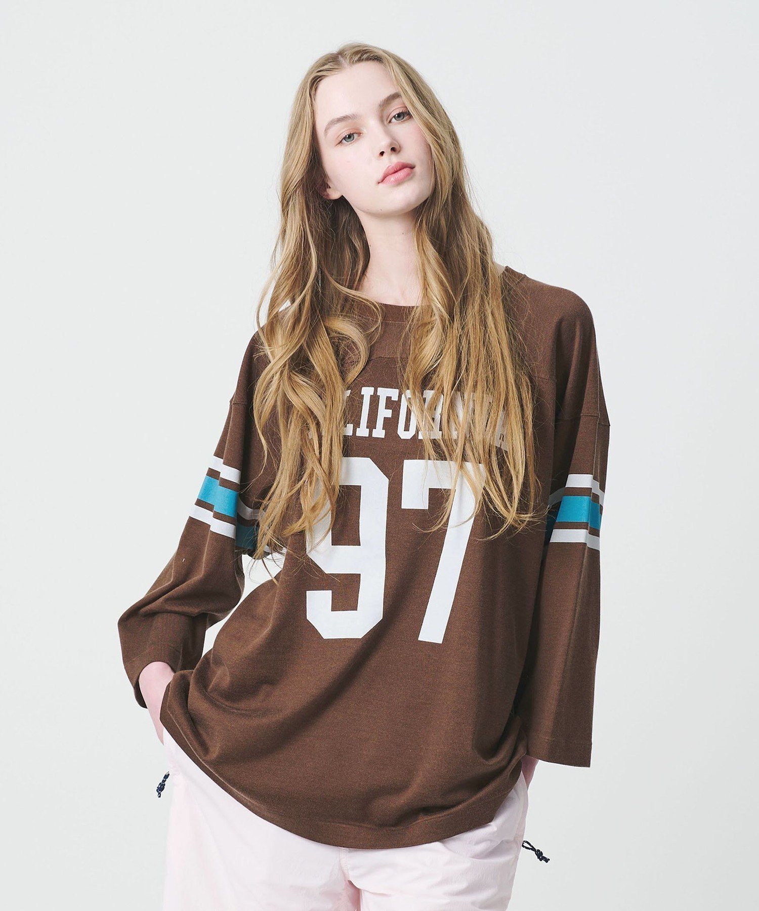 【ビューティ&ユース ユナイテッドアローズ/BEAUTY&YOUTH / UNITED ARROWS】のCGS. フットボール Tシャツ インテリア・キッズ・メンズ・レディースファッション・服の通販 founy(ファウニー) 　ファッション　Fashion　レディースファッション　Fashion for Women　トップス・カットソー　Cut & Sew Tops　シャツ・ブラウス・オフィスカジュアル　Elegant Blouses & Button-Ups　ロングTシャツ・Tシャツ　Longline T-Shirts & Tees　ヴィンテージ　Vintage Style　腕時計　Wristwatch　クラシカル　Classical, Vintage-Inspired　クラシック　Classic, Timeless Style　スラックス　Slacks, Dress Pants　スリーブ　Sleeve, Long Sleeve / Short Sleeve　デニム　Denim, Jeans Material　フィット　Fit, Slim Fit　ブレスレット　Bracelet, Wristband　モダン　Modern, Contemporary　おすすめ　Recommended / Our Picks　MD.BROWN|ID: prp329100004987712 ipo3291000000037364342