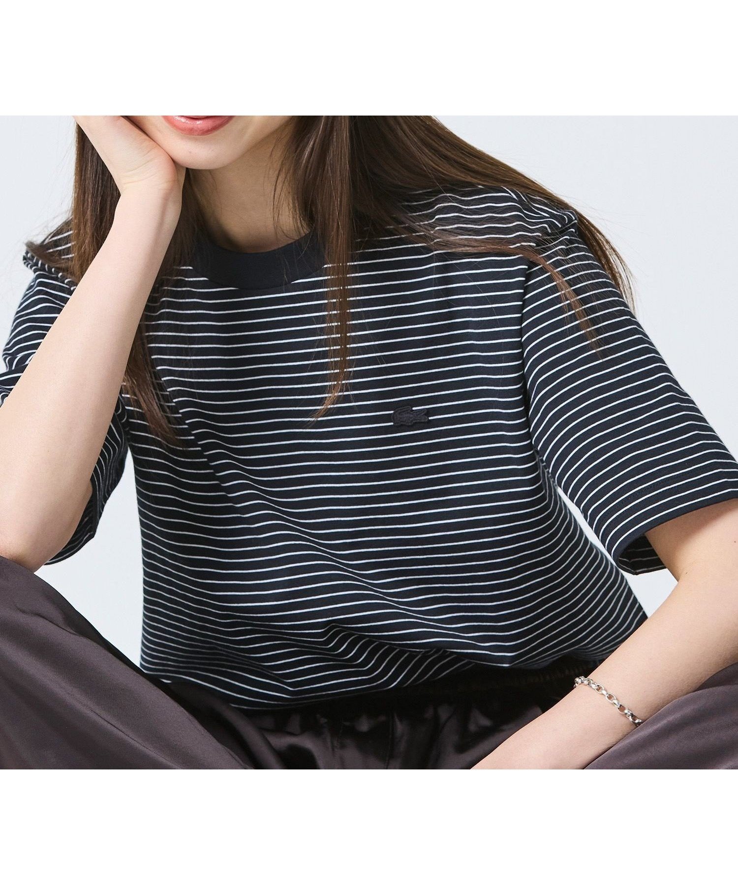 【ラコステ/LACOSTE】の【オンライン限定】LACOSTE ボーダー リンガーネック 半袖Tシャツ インテリア・キッズ・メンズ・レディースファッション・服の通販 founy(ファウニー) 　ファッション　Fashion　レディースファッション　Fashion for Women　トップス・カットソー　Cut & Sew Tops　シャツ・ブラウス・オフィスカジュアル　Elegant Blouses & Button-Ups　ロングTシャツ・Tシャツ　Longline T-Shirts & Tees　おすすめ　Recommended / Our Picks　トレンド　Trend, Trending Now　ボーダー　Border, Stripe　エレガント 上品　Elegant　半袖　Short Sleeve, Half Sleeve　ブラック|ID: prp329100004987727 ipo3291000000037364464
