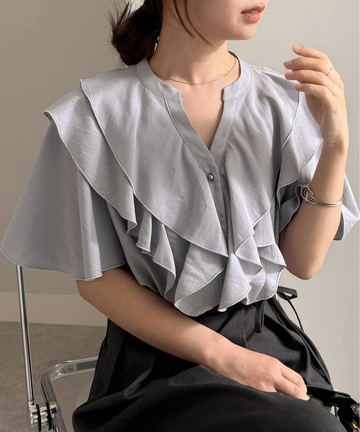 【ラナン/Ranan】のRanan/ラッフルフリルブラウス インテリア・キッズ・メンズ・レディースファッション・服の通販 founy(ファウニー) 　ファッション　Fashion　レディースファッション　Fashion for Women　トップス・カットソー　Cut & Sew Tops　シャツ・ブラウス・オフィスカジュアル　Elegant Blouses & Button-Ups　デニム　Denim, Jeans Material　トレンド　Trend, Trending Now　フェミニン　Feminine, Girly　フリル　Frill, Ruffle　ポケット　Pocket, Pocket Detail　エレガント 上品　Elegant　BUGR|ID: prp329100004987899 ipo3291000000037366316