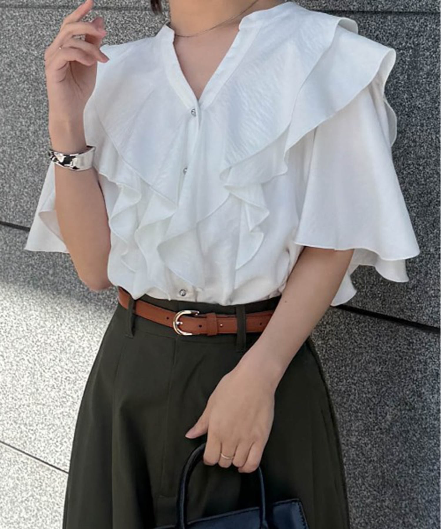 【ラナン/Ranan】のRanan/ラッフルフリルブラウス インテリア・キッズ・メンズ・レディースファッション・服の通販 founy(ファウニー) 　ファッション　Fashion　レディースファッション　Fashion for Women　トップス・カットソー　Cut & Sew Tops　シャツ・ブラウス・オフィスカジュアル　Elegant Blouses & Button-Ups　デニム　Denim, Jeans Material　トレンド　Trend, Trending Now　フェミニン　Feminine, Girly　フリル　Frill, Ruffle　ポケット　Pocket, Pocket Detail　エレガント 上品　Elegant　WH|ID: prp329100004987899 ipo3291000000037366317