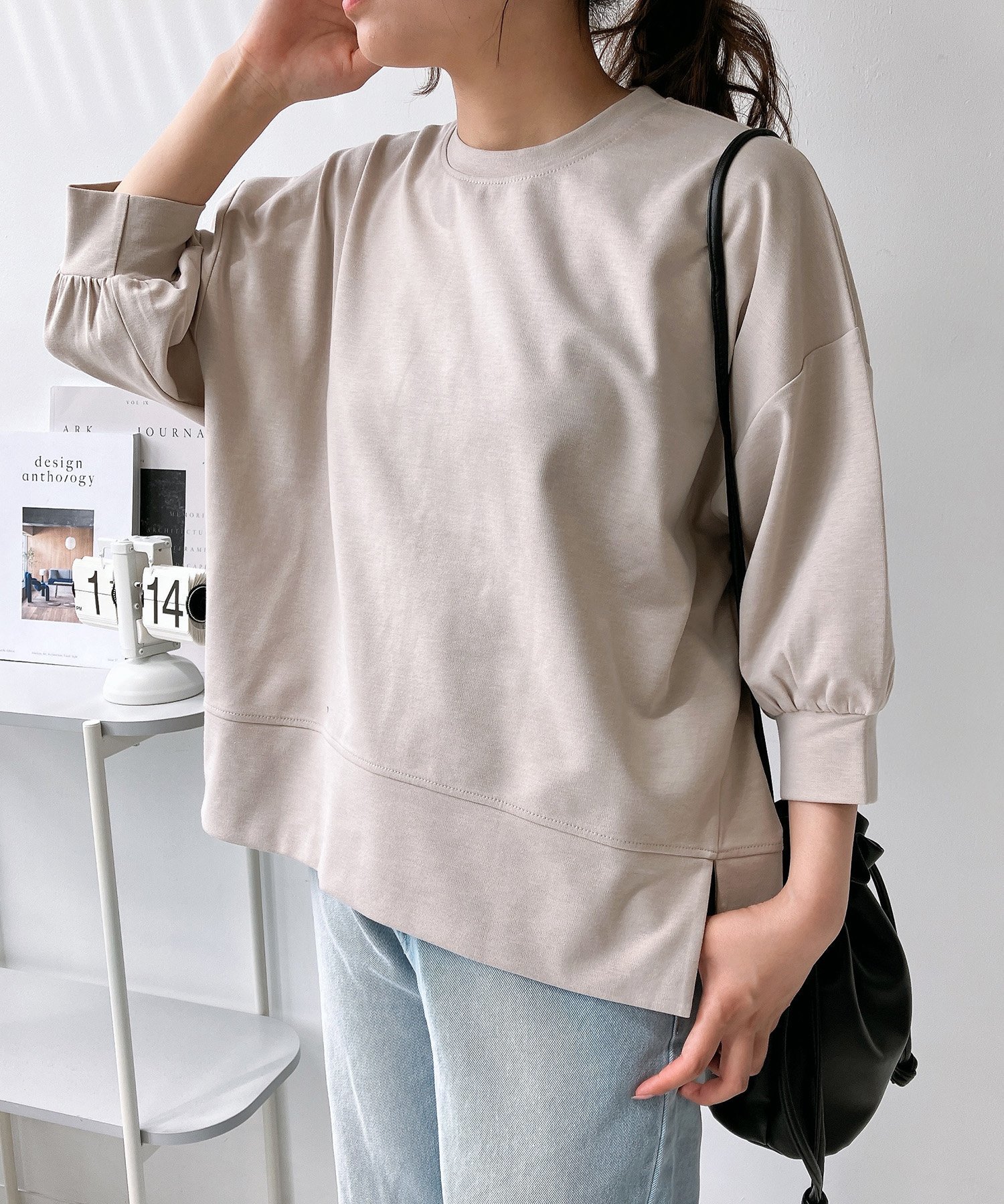 【アズノウアズ プラス/AS KNOW AS plus】の◎『接触冷感』『マシュマロタッチ』 パフスリーブ5分袖トップス インテリア・キッズ・メンズ・レディースファッション・服の通販 founy(ファウニー) 　ファッション　Fashion　レディースファッション　Fashion for Women　トップス・カットソー　Cut & Sew Tops　シンプル　Simple, Minimal　スラックス　Slacks, Dress Pants　スリーブ　Sleeve, Long Sleeve / Short Sleeve　デニム　Denim, Jeans Material　ロング　Long, Long-Length　再入荷　Restock / Back in Stock　グレージュ|ID: prp329100004987902 ipo3291000000037366332