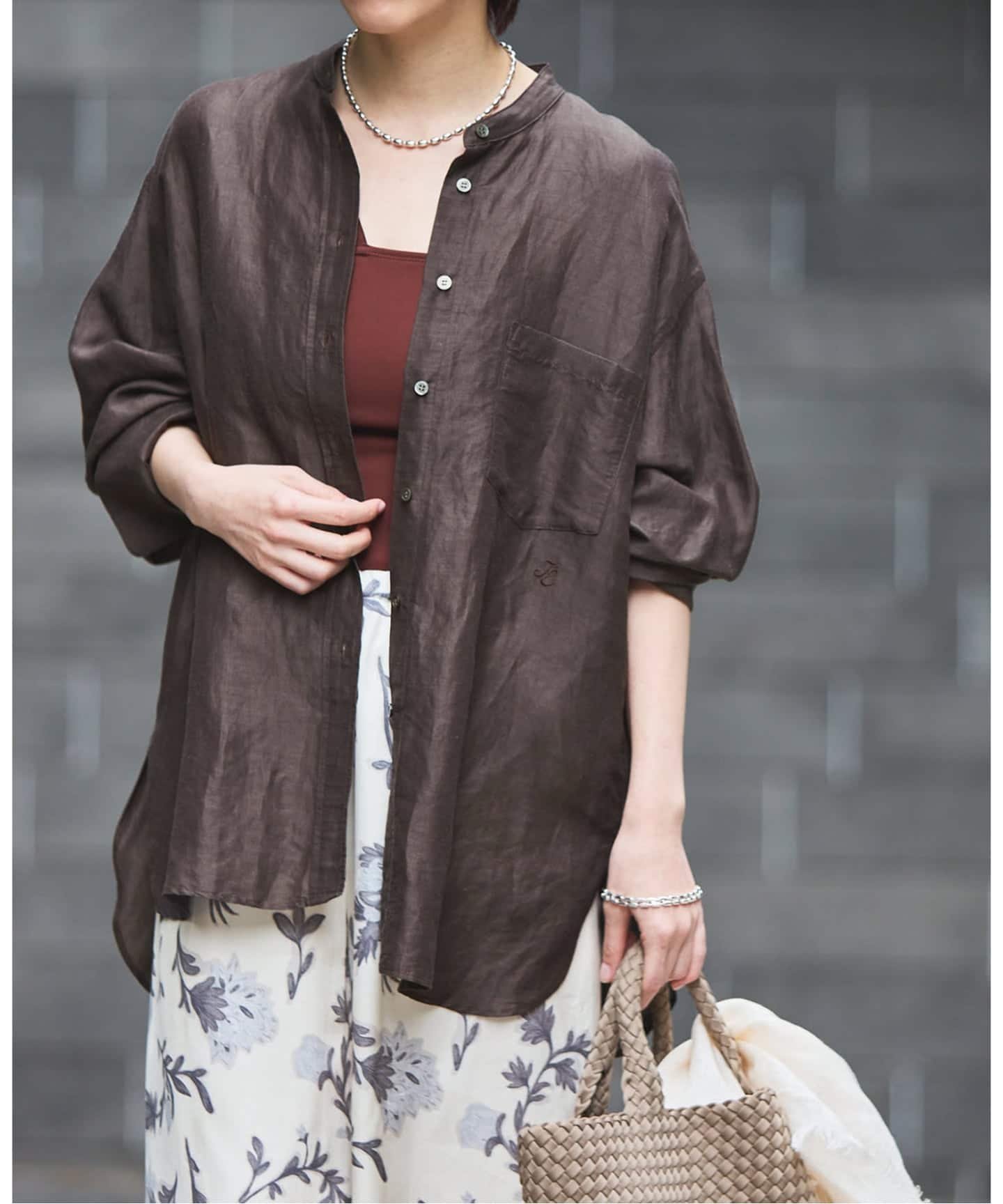 【イエナ/IENA】の《一部カラーWEB限定》ラミーリヨセルバンドカラーシャツ インテリア・キッズ・メンズ・レディースファッション・服の通販 founy(ファウニー) 　ファッション　Fashion　レディースファッション　Fashion for Women　トップス・カットソー　Cut & Sew Tops　シャツ・ブラウス・オフィスカジュアル　Elegant Blouses & Button-Ups　ストライプ　Stripe, Striped Pattern　定番　Standard, Basic Item　ポケット　Pocket, Pocket Detail　無地　Plain, Solid Color　エレガント 上品　Elegant　ビジネス 仕事 通勤　Business / Work / Commuting　2026年　2026　2026春夏・S/S　Spring/Summer 2026 SS26　ブラウン|ID: prp329100004987914 ipo3291000000037366489