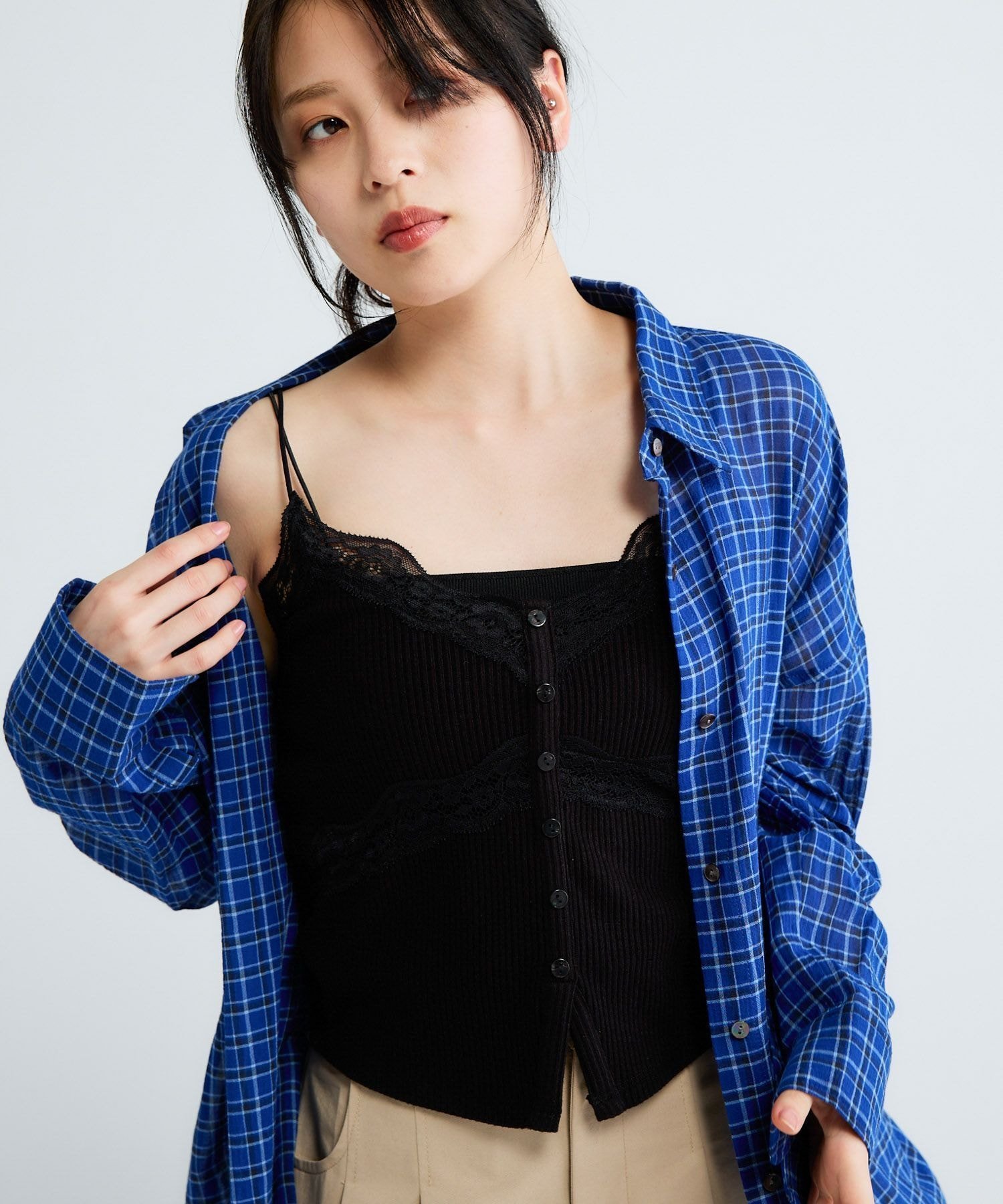 【ジーナシス/JEANASiS】のリブカットレーストリムキャミ インテリア・キッズ・メンズ・レディースファッション・服の通販 founy(ファウニー) 　ファッション　Fashion　レディースファッション　Fashion for Women　トップス・カットソー　Cut & Sew Tops　キャミソール&ノースリーブ　Camisoles & Sleeveless Tops　おすすめ　Recommended / Our Picks　インナー　Innerwear　カットソー　Cut and Sewn Top　キャミソール　Camisole, Spaghetti Strap Top　デニム　Denim, Jeans Material　トレンド　Trend, Trending Now　ビスチェ　Bustier, Corset Top　フィット　Fit, Slim Fit　フロント　Front, Front Design　ボトム　Bottoms, Lower Wear　レース　Lace, Lace Fabric　ワイド　Wide, Wide Fit　夏　Summer　ブラック|ID: prp329100004987925 ipo3291000000037366599