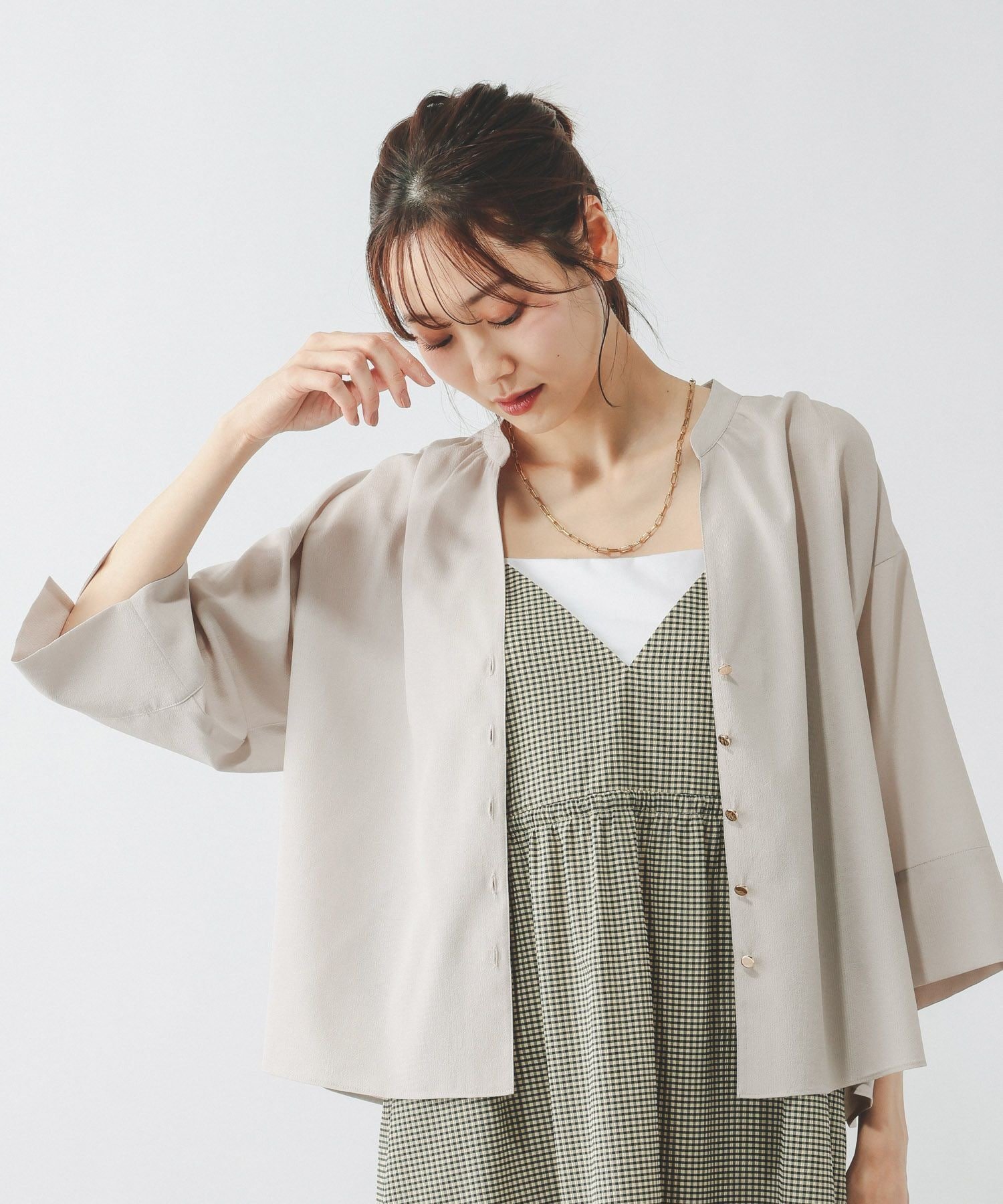 【グローバルワーク/GLOBAL WORK】のAiryBreezeカーデブラウス/636699 インテリア・キッズ・メンズ・レディースファッション・服の通販 founy(ファウニー) 　ファッション　Fashion　レディースファッション　Fashion for Women　トップス・カットソー　Cut & Sew Tops　シャツ・ブラウス・オフィスカジュアル　Elegant Blouses & Button-Ups　おすすめ　Recommended / Our Picks　インナー　Innerwear　カフス　Cuff Design　カーディガン　Cardigan, Knitwear　サロペット　Overalls, Salopette　スリット　Slit, Slit Detail　セットアップ　Set-Up, Coordinated Outfit　フレア　Flare, Flared　メタル　Metal, Metal Parts　ワイド　Wide, Wide Fit　吸水　Absorbent, Quick-Dry　旅行　Travel　楽ちん　Easy Fit, Comfortable　羽織　Haori, Light Jacket　ライトグレー15|ID: prp329100004987937 ipo3291000000037366673