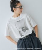【スタディオ クリップ/studio CLIP】のLIFE フォトグラフィックTシャツ 大人の最旬トレンドファッション＆コーディネート founy(ファウニー) ファッション Fashion レディースファッション Fashion for Women トップス・カットソー Cut & Sew Tops シャツ・ブラウス・オフィスカジュアル Elegant Blouses & Button-Ups ロングTシャツ・Tシャツ Longline T-Shirts & Tees インナー Innerwear カットソー Cut and Sewn Top グラフィック Graphic, Graphic Design サロペット Overalls, Salopette シンプル Simple, Minimal ジャケット Jacket, Outerwear 雑誌 Magazine, Fashion Magazine デニム Denim, Jeans Material 定番 Standard, Basic Item プリント Print, Printed Pattern ベーシック Basic, Essential おすすめ Recommended / Our Picks 夏 Summer thumbnail ホワイト10|ID: prp329100004987943 ipo3291000000037366742