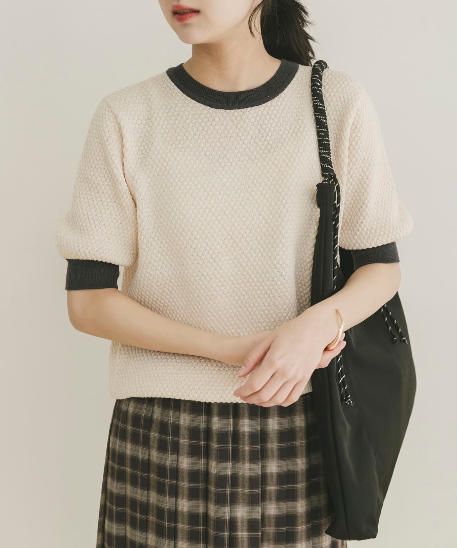 【アイテムズアーバンリサーチ/ITEMS URBAN RESEARCH】のポコポコニットプルオーバー インテリア・キッズ・メンズ・レディースファッション・服の通販 founy(ファウニー) 　ファッション　Fashion　レディースファッション　Fashion for Women　トップス・カットソー　Cut & Sew Tops　ニット　Knit Tops & Sweaters　カジュアルプルオーバー・ニットトップス　Pullovers & Knit Tops / Casual Pullovers　2026年　2026　2026春夏・S/S　Spring/Summer 2026 SS26　シンプル　Simple, Minimal　バランス　Balance, Style Balance　夏　Summer　S/S・春夏　SS, Spring/Summer, Warm Season　アイボリー|ID: prp329100004987944 ipo3291000000037366748