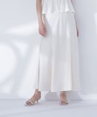 【ナチュラル ビューティー ベーシック/NATURAL BEAUTY BASIC】のバイアスサテンナロースカート 大人の最旬トレンドファッション＆コーディネート founy(ファウニー) ファッション Fashion レディースファッション Fashion for Women スカート Skirts サテン Satin, Glossy Fabric ドット Polka Dot, Dot Pattern バイアス Bias, Diagonal Cut バランス Balance, Style Balance エレガント 上品 Elegant thumbnail オフホワイト1|ID: prp329100004987987 ipo3291000000037367048