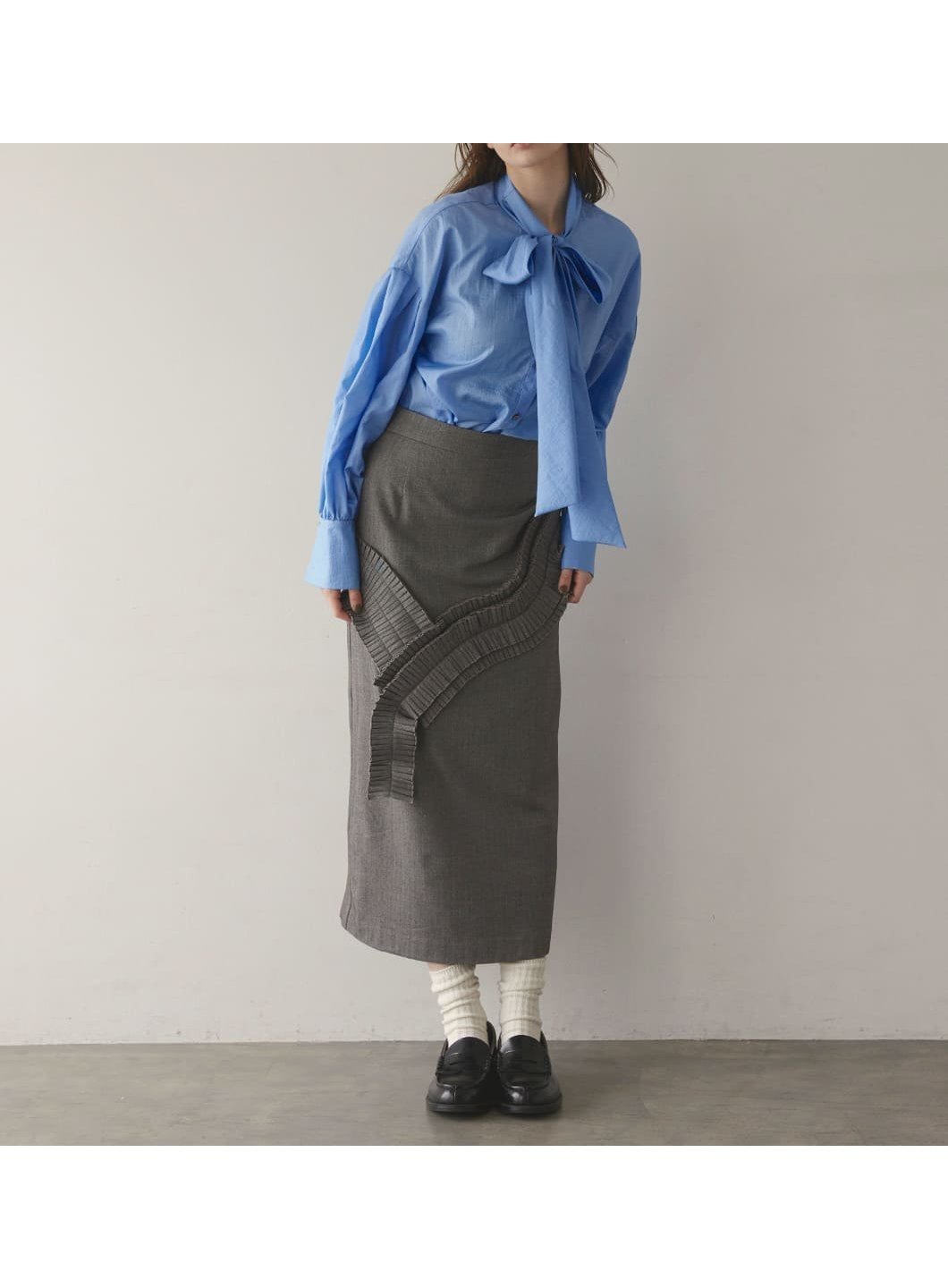 【コエル/COEL】のプリーツモチーフタイトスカート インテリア・キッズ・メンズ・レディースファッション・服の通販 founy(ファウニー) 　ファッション　Fashion　レディースファッション　Fashion for Women　スカート　Skirts　グレー|ID: prp329100004987993 ipo3291000000037367082