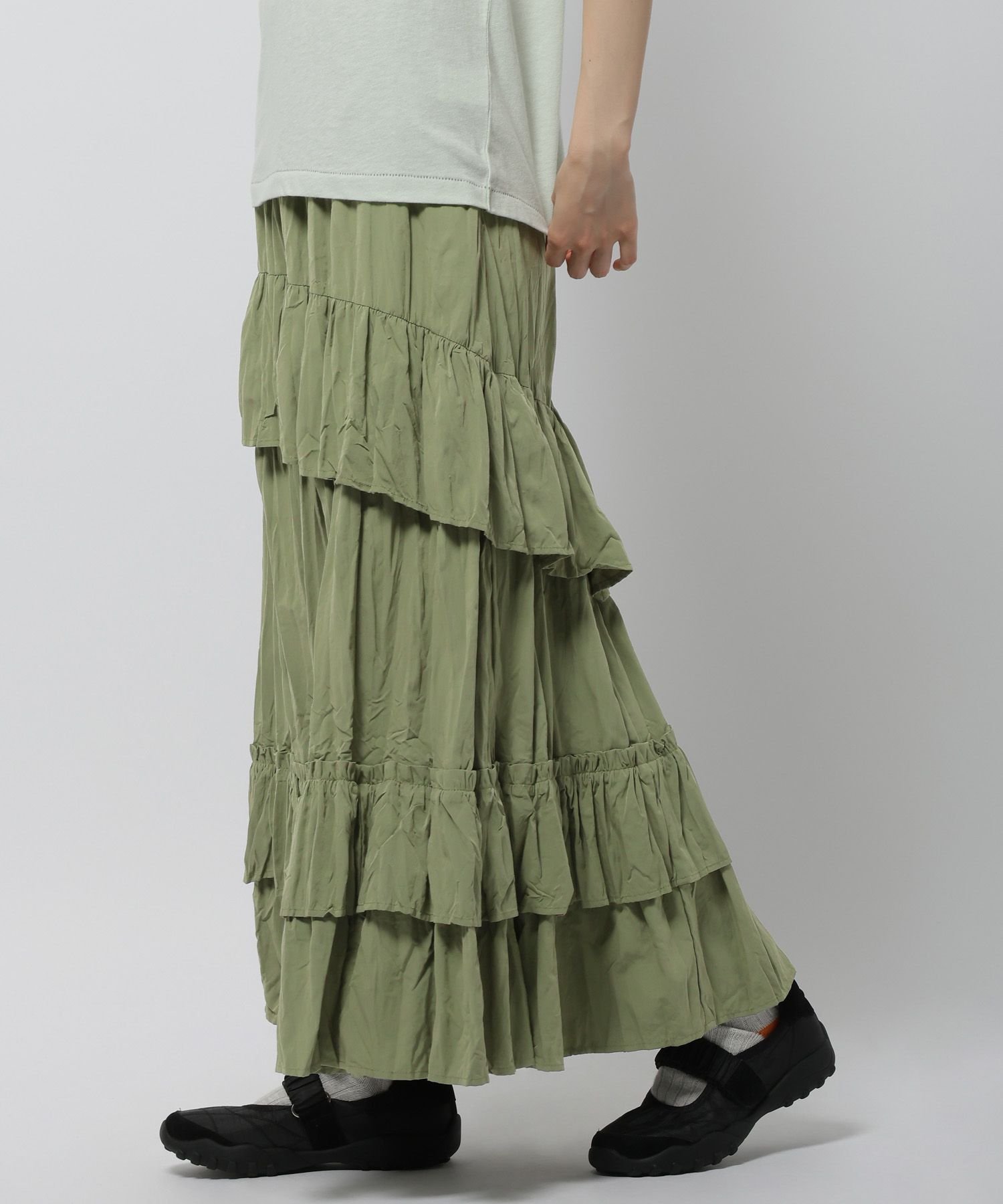 【ニコアンド/niko and】のワッシャーティアードスカート インテリア・キッズ・メンズ・レディースファッション・服の通販 founy(ファウニー) 　ファッション　Fashion　レディースファッション　Fashion for Women　スカート　Skirts　ティアードスカート　Tiered Skirts　おすすめ　Recommended / Our Picks　ガーリー　Girly, Feminine Style　ギャザー　Gathered, Ruffled　サンダル　Sandals, Summer Shoes　スニーカー　Sneakers, Trainers　ティアードスカート　Tiered Skirt, Flounced Skirt　パーカー　Hoodie, Parka　フリル　Frill, Ruffle　ベーシック　Basic, Essential　ポケット　Pocket, Pocket Detail　ロング　Long, Long-Length　ワッシャー　Washer, Crinkled Finish　軽量　Lightweight, Ultra Light　セージ|ID: prp329100004988008 ipo3291000000037367162