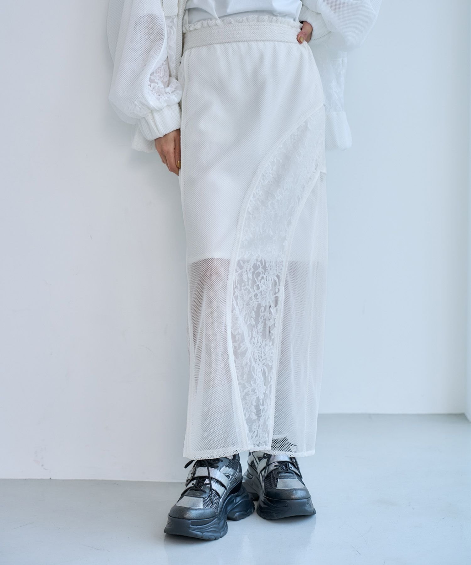 【ハレ/HARE】のレースメッシュキリカエナロースカート インテリア・キッズ・メンズ・レディースファッション・服の通販 founy(ファウニー) 　ファッション　Fashion　レディースファッション　Fashion for Women　スカート　Skirts　ウェーブ　Wavy Pattern　シアー　Sheer, See-Through　ショート　Short, Short Length　ストレート　Straight, Straight Cut　スニーカー　Sneakers, Trainers　スリーブ　Sleeve, Long Sleeve / Short Sleeve　メッシュ　Mesh, Net Fabric　レース　Lace, Lace Fabric　エレガント 上品　Elegant　切替　Switching, Contrast Panel　ホワイト05|ID: prp329100004988034 ipo3291000000037367256