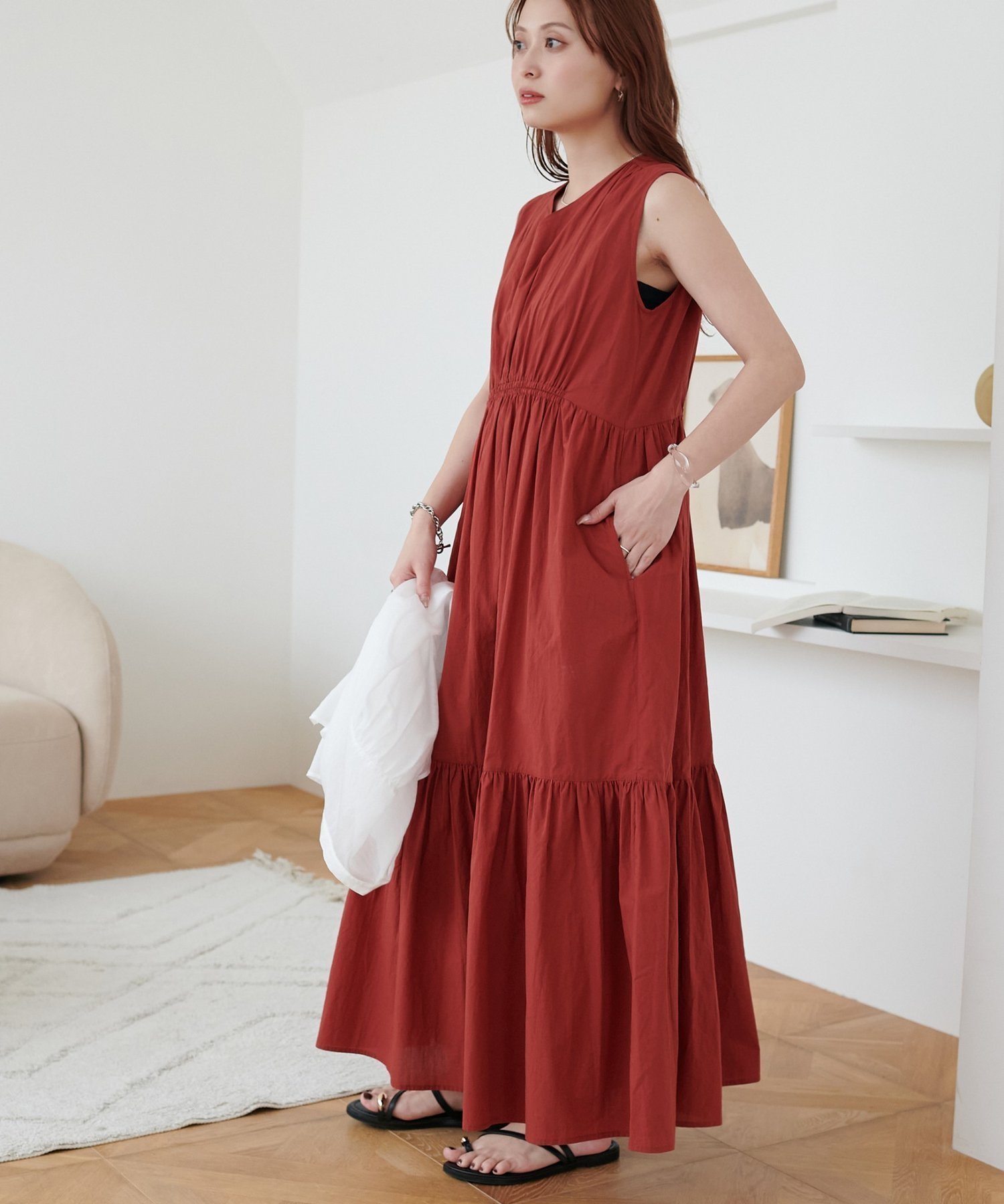 【ディスコート/Discoat】のティアードノースリワンピース インテリア・キッズ・メンズ・レディースファッション・服の通販 founy(ファウニー) 　ファッション　Fashion　レディースファッション　Fashion for Women　ワンピース　Dresses　おすすめ　Recommended / Our Picks　カーディガン　Cardigan, Knitwear　シアー　Sheer, See-Through　ティアードワンピース　Tiered Dress, Flared Dress　デニム　Denim, Jeans Material　ノースリーブ　Sleeveless, No-Sleeve　リゾート　Resort, Vacation Style　夏　Summer　レッド|ID: prp329100004988053 ipo3291000000037367319