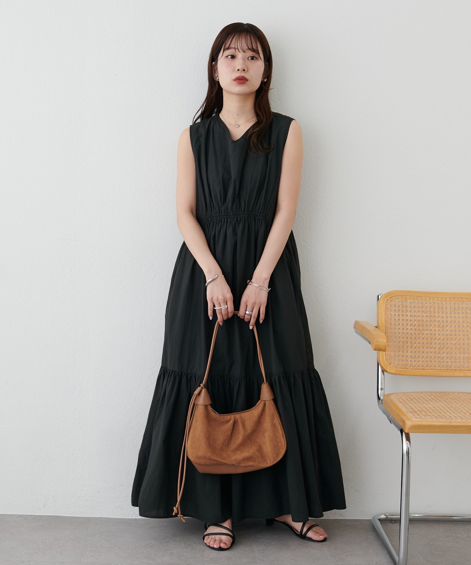 【ディスコート/Discoat】のティアードノースリワンピース インテリア・キッズ・メンズ・レディースファッション・服の通販 founy(ファウニー) 　ファッション　Fashion　レディースファッション　Fashion for Women　ワンピース　Dresses　おすすめ　Recommended / Our Picks　カーディガン　Cardigan, Knitwear　シアー　Sheer, See-Through　ティアードワンピース　Tiered Dress, Flared Dress　デニム　Denim, Jeans Material　ノースリーブ　Sleeveless, No-Sleeve　リゾート　Resort, Vacation Style　夏　Summer　ブラック|ID: prp329100004988053 ipo3291000000037367320