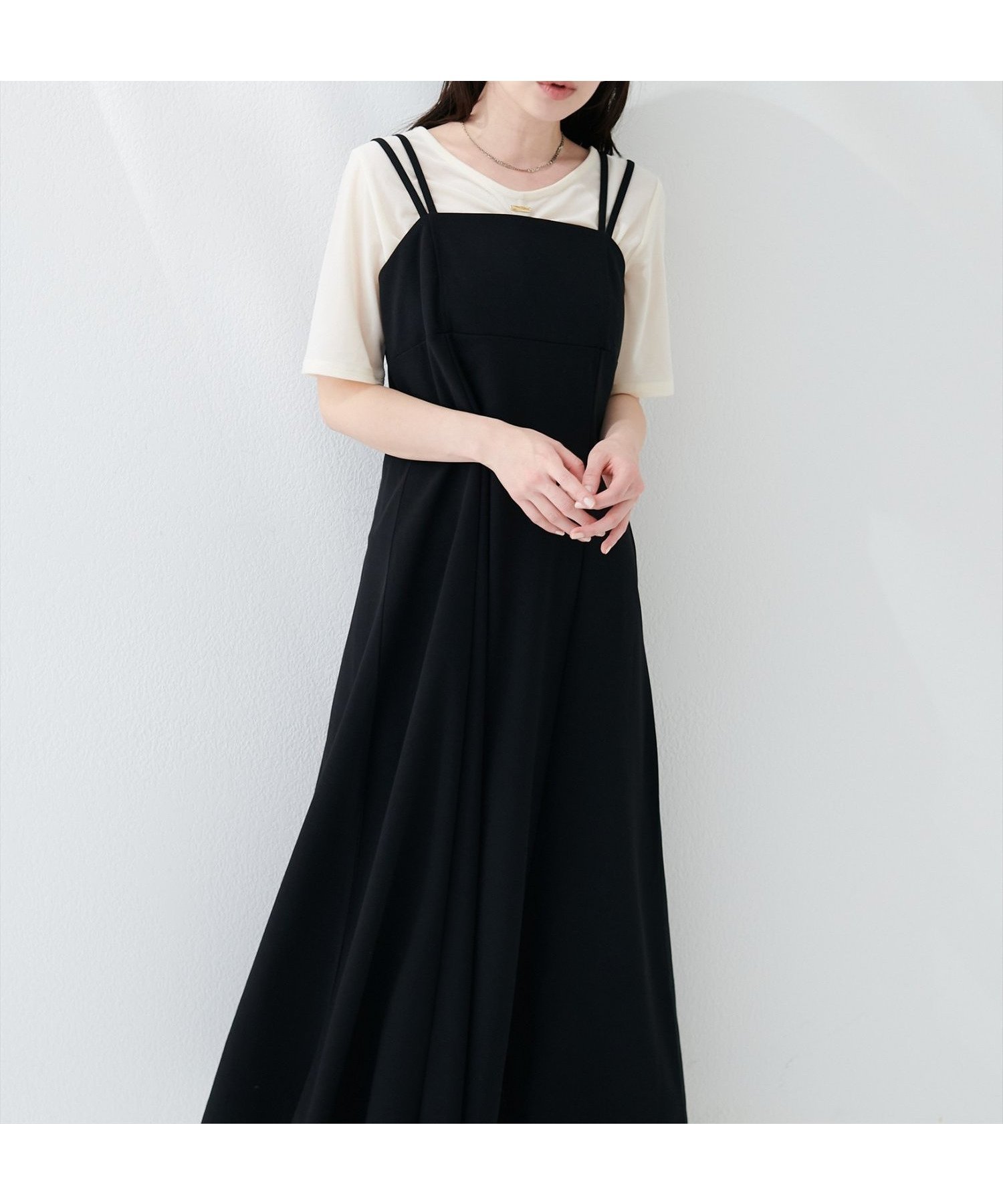 【ナチュラルクチュール/natural couture】のカットジョーゼットキャミワンピース インテリア・キッズ・メンズ・レディースファッション・服の通販 founy(ファウニー) 　ファッション　Fashion　レディースファッション　Fashion for Women　ワンピース　Dresses　キャミソールワンピース　Camisole Dresses　カットソー　Cut and Sewn Top　キャミワンピース　Cami Dress, Slip Dress　スリット　Slit, Slit Detail　チェック　Check, Plaid, Tartan　ドット　Polka Dot, Dot Pattern　ハイネック　High Neck, Mock Neck　フレア　Flare, Flared　ベーシック　Basic, Essential　ポケット　Pocket, Pocket Detail　リボン　Ribbon, Bow　A/W・秋冬　Autumn/Winter　再入荷　Restock / Back in Stock　2026年　2026　2026春夏・S/S　Spring/Summer 2026 SS26　ブラック|ID: prp329100004988085 ipo3291000000037367595
