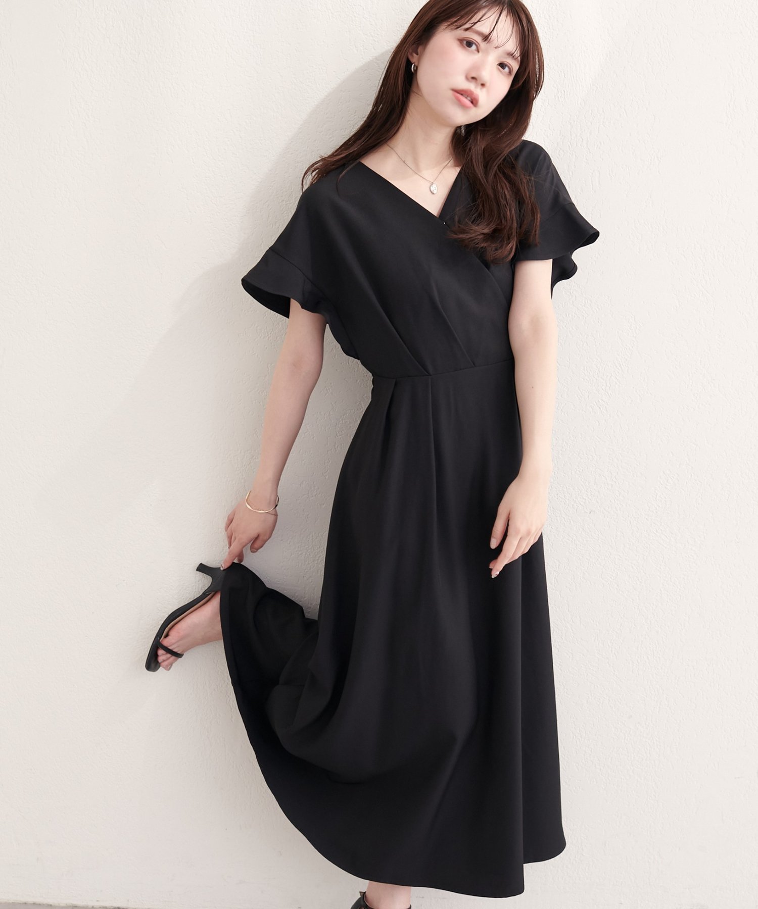 【ナチュラルクチュール/natural couture】の【sherbet line】接触冷感カシュクールフリル袖ワンピース インテリア・キッズ・メンズ・レディースファッション・服の通販 founy(ファウニー) 　ファッション　Fashion　レディースファッション　Fashion for Women　ワンピース　Dresses　アクセサリー　Fashion Accessories　インナー　Innerwear　エレガント 上品　Elegant　カーディガン　Cardigan, Knitwear　サンダル　Sandals, Summer Shoes　シンプル　Simple, Minimal　ジャケット　Jacket, Outerwear　スニーカー　Sneakers, Trainers　デコルテ　Décolleté, Neckline　フィット　Fit, Slim Fit　フリル　Frill, Ruffle　ペチコート　Petticoat, Underskirt　ポケット　Pocket, Pocket Detail　リラックス　Relax, Relaxed Fit　再入荷　Restock / Back in Stock　おすすめ　Recommended / Our Picks　夏　Summer　2026年　2026　2026春夏・S/S　Spring/Summer 2026 SS26　ブラック|ID: prp329100004988096 ipo3291000000037367658