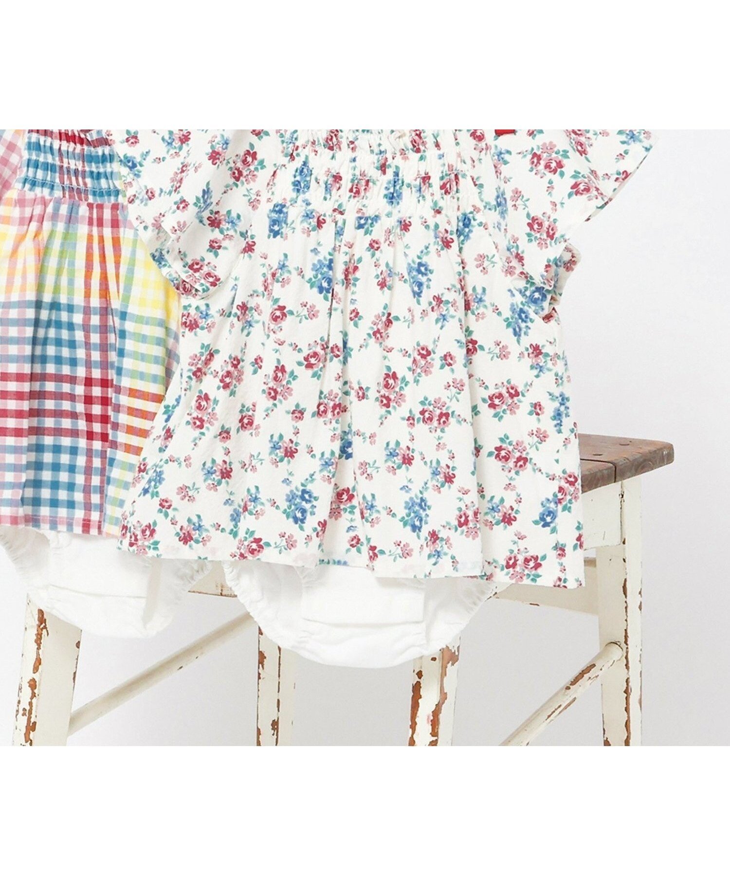 【エフオー オンラインストア/F.O.Online Store / KIDS】の【リンク】肩リボンシャーリングロンパス インテリア・キッズ・メンズ・レディースファッション・服の通販 founy(ファウニー) 　ファッション　Fashion　キッズファッション　Fashion for Kids　ギフト プレゼント　Gift / Present　ネップ　Nepp, Slub Yarn　ベビー　Baby, Babywear　ロンパース　Romper, Jumpsuit　花柄|ID: prp329100004988352 ipo3291000000037369438