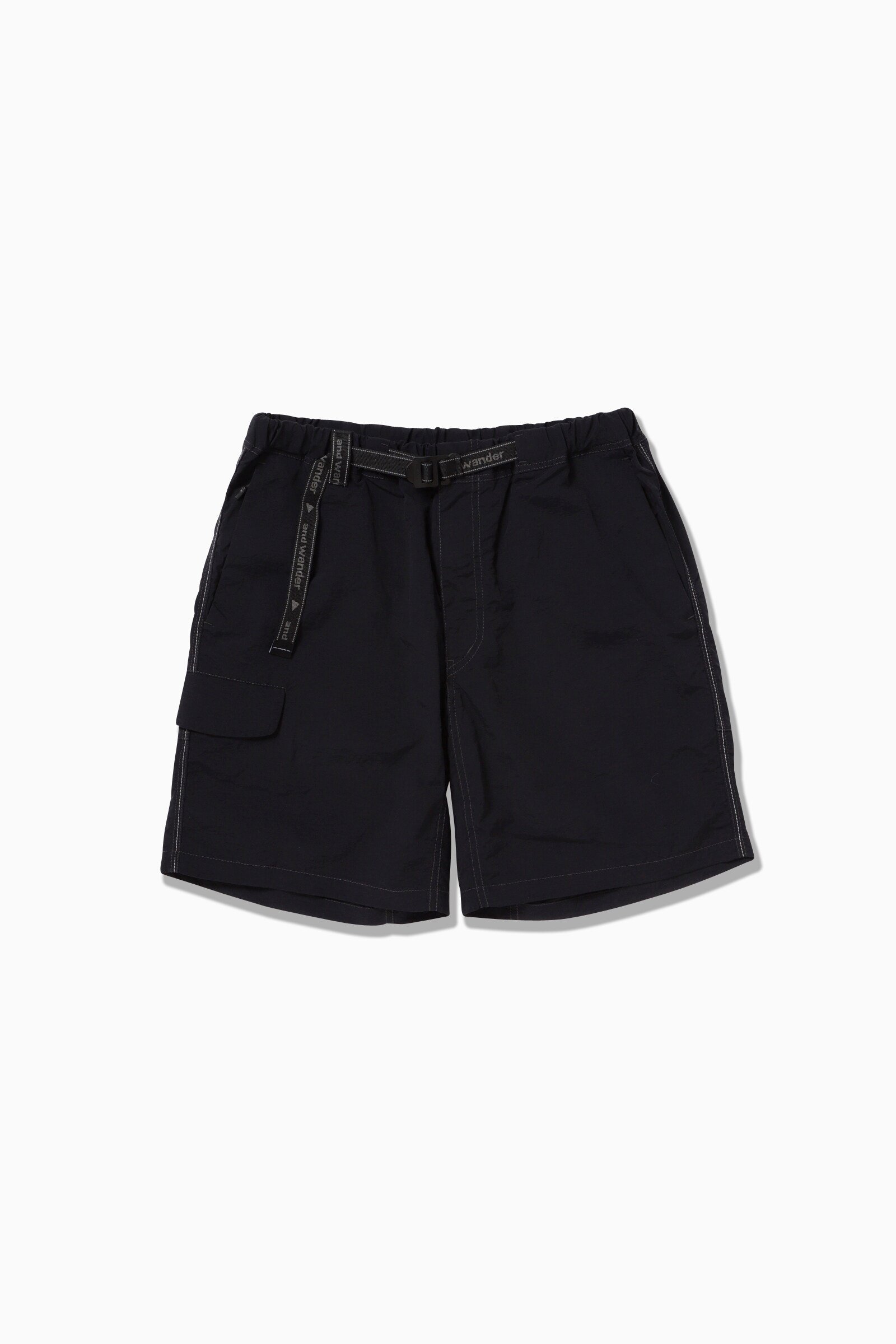 【アンドワンダー/and wander / MEN】のNy taffeta hiker short pants 大人の最旬トレンドファッション＆コーディネート founy(ファウニー) 　ファッション　Fashion　メンズファッション　Fashion for Men　ボトムス　Bottoms　ハーフパンツ・ショートパンツ　Shorts & Half Pants　カッティング　Cutting Detail　タフタ　Taffeta, Structured Fabric　ブロック　Block, Solid Block Pattern　 other-1|ID: prp329100004988477 ipo3291000000037370270