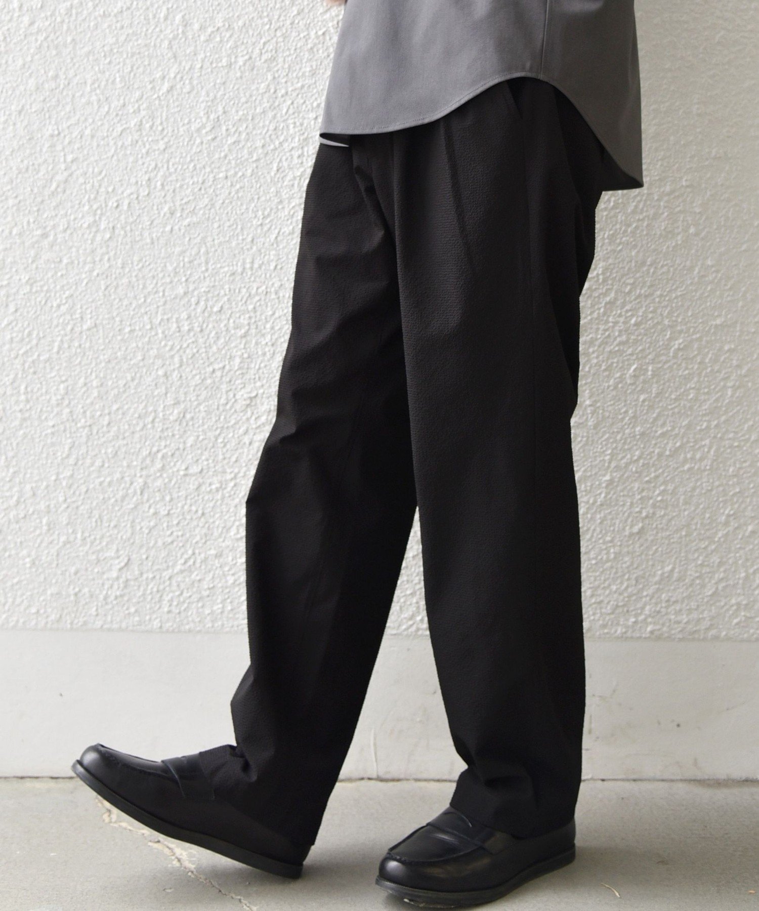【シップス/SHIPS / MEN】のSHIPS any 撥水/軽量/ストレッチ SOLOTEX シアサッカー セミワイド イージーパンツ(セットアップ対応)26SS インテリア・キッズ・メンズ・レディースファッション・服の通販 founy(ファウニー) 　ファッション　Fashion　メンズファッション　Fashion for Men　ボトムス　Bottoms　カットソー　Cut and Sewn Top　軽量　Lightweight, Ultra Light　シャーリング　Shirring, Ruched　ストレッチ　Stretch, Stretchy Fabric　セットアップ　Set-Up, Coordinated Outfit　テーパード　Tapered, Tapered Pants　定番　Standard, Basic Item　ブルゾン　Blouson, Bomber Jacket　ポケット　Pocket, Pocket Detail　ワイド　Wide, Wide Fit　おすすめ　Recommended / Our Picks　2026年　2026　2026春夏・S/S　Spring/Summer 2026 SS26　ブラック|ID: prp329100004988484 ipo3291000000037370308