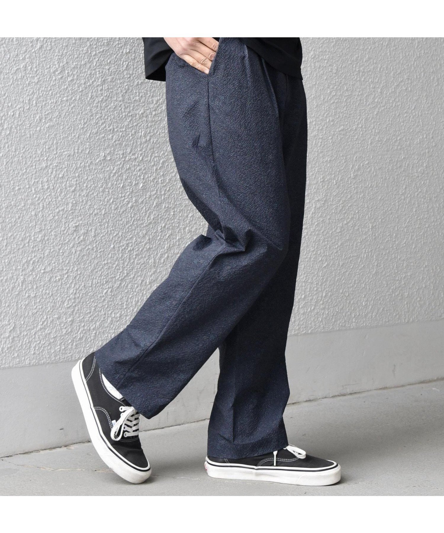 【シップス/SHIPS / MEN】のSHIPS any 撥水/軽量/ストレッチ SOLOTEX シアサッカー セミワイド イージーパンツ(セットアップ対応)26SS インテリア・キッズ・メンズ・レディースファッション・服の通販 founy(ファウニー) 　ファッション　Fashion　メンズファッション　Fashion for Men　ボトムス　Bottoms　カットソー　Cut and Sewn Top　軽量　Lightweight, Ultra Light　シャーリング　Shirring, Ruched　ストレッチ　Stretch, Stretchy Fabric　セットアップ　Set-Up, Coordinated Outfit　テーパード　Tapered, Tapered Pants　定番　Standard, Basic Item　ブルゾン　Blouson, Bomber Jacket　ポケット　Pocket, Pocket Detail　ワイド　Wide, Wide Fit　おすすめ　Recommended / Our Picks　2026年　2026　2026春夏・S/S　Spring/Summer 2026 SS26　ダークブルー|ID: prp329100004988484 ipo3291000000037370310