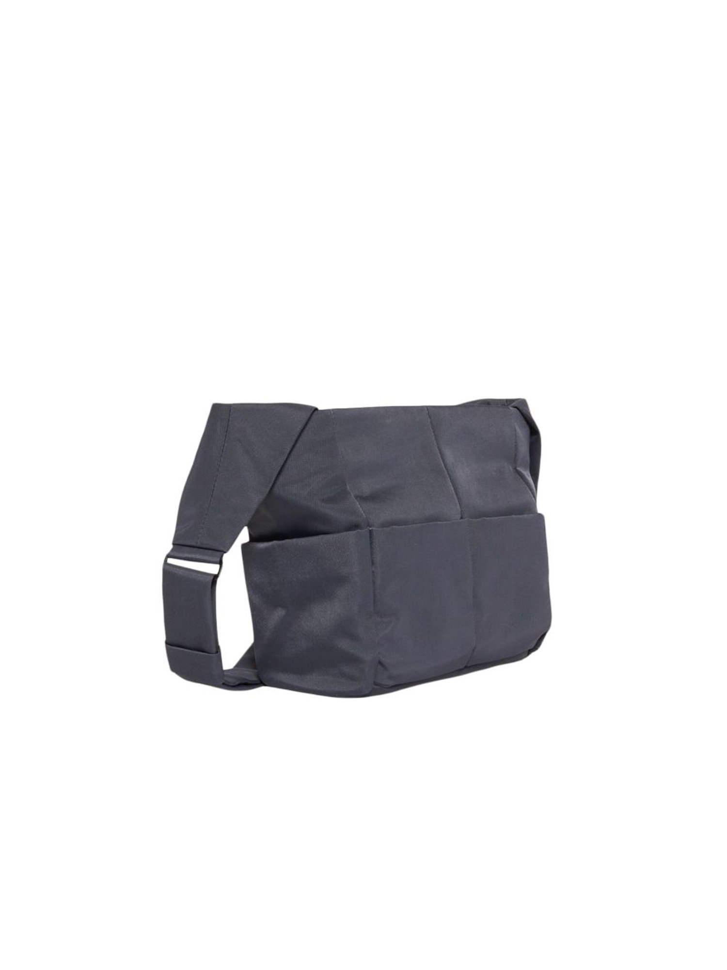 【カンペール/CAMPER】のカンペール TIA ショルダーバッグ インテリア・キッズ・メンズ・レディースファッション・服の通販 founy(ファウニー) 　ファッション　Fashion　レディースファッション　Fashion for Women　バッグ　Bags　2026年　2026　2026春夏・S/S　Spring/Summer 2026 SS26　コンパクト　Compact, Small Size　ショルダー　Shoulder, Shoulder Strap　シンプル　Simple, Minimal　スクエア　Square, Square Shape　スマート　Smart, Elegant　トリミング　Trimming, Decorative Edge　フロント　Front, Front Design　ブロック　Block, Solid Block Pattern　ベーシック　Basic, Essential　ポケット　Pocket, Pocket Detail　ワッシャー　Washer, Crinkled Finish　ブルー|ID: prp329100004988600 ipo3291000000037370976