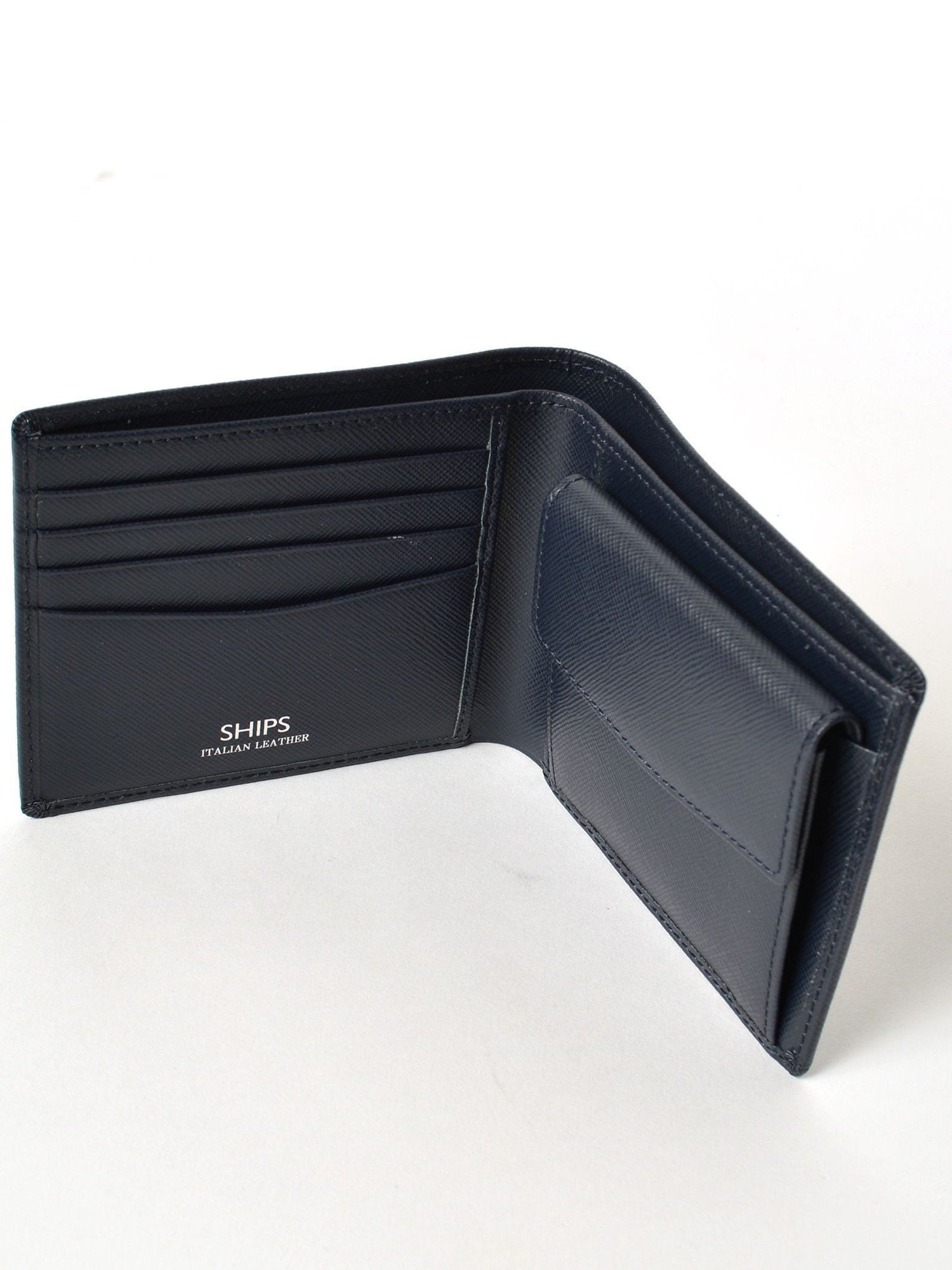 【シップス/SHIPS / MEN】のSHIPS 【SAFFIANO LEATHER】 イタリアンレザー 2つ折 財布 インテリア・キッズ・メンズ・レディースファッション・服の通販 founy(ファウニー) 　ファッション　Fashion　メンズファッション　Fashion for Men　ウォレット　Wallet　ベーシック　Basic, Essential　エレガント 上品　Elegant　財布　Wallet, Purse　ネイビー|ID: prp329100004988660 ipo3291000000037371332