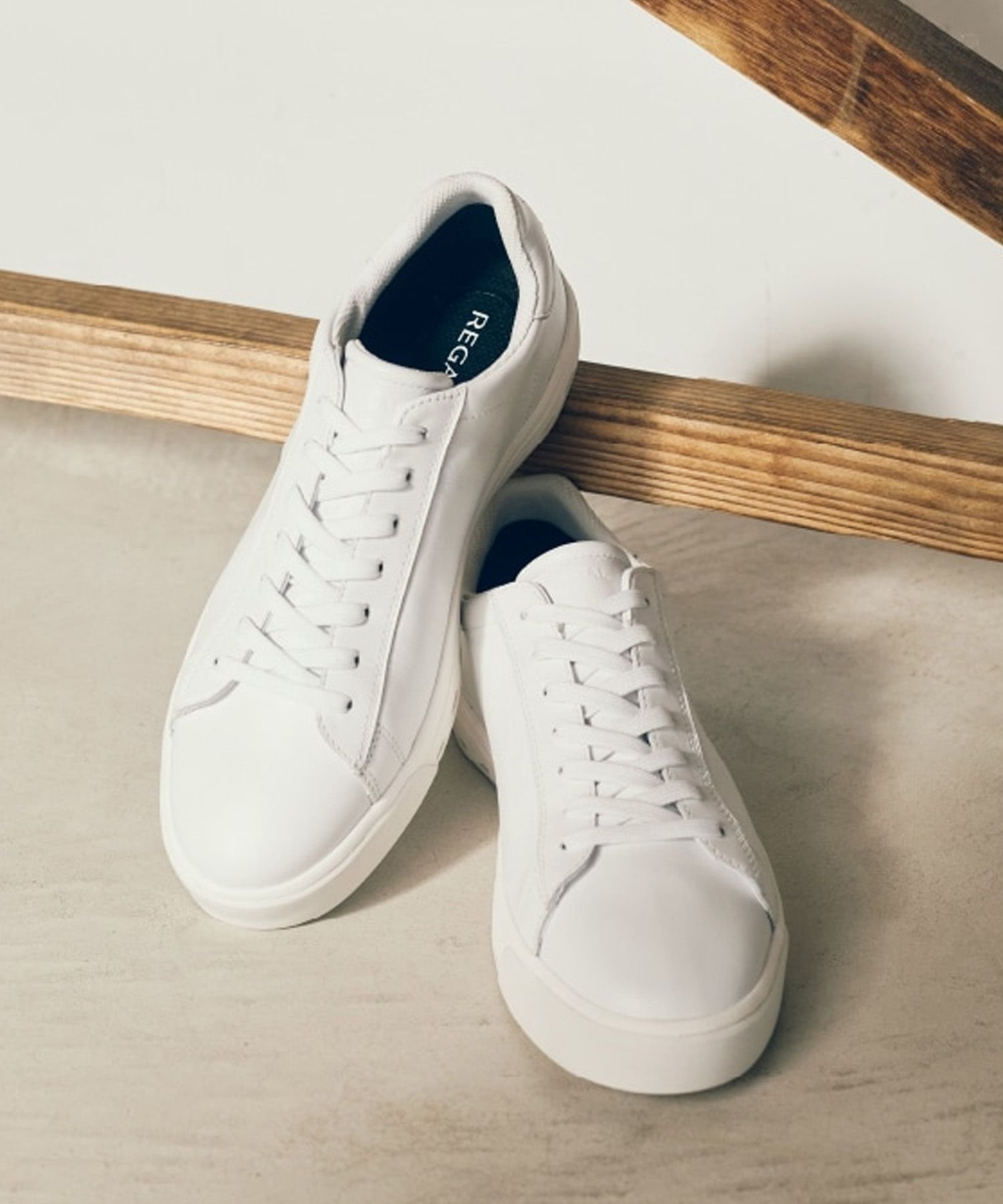 【リーガル フットコミュニティ/REGAL FOOT COMMUNITY / MEN】のリーガル 61HL スニーカー GORE-TEX SURROUND ホワイト インテリア・キッズ・メンズ・レディースファッション・服の通販 founy(ファウニー) 　ファッション　Fashion　メンズファッション　Fashion for Men　シューズ・靴　Shoes　スニーカー / カジュアルにもスポーティにも　Sneakers & Trainers　シンプル　Simple, Minimal　スニーカー　Sneakers, Trainers　人気　Popular, Best Seller　フィット　Fit, Slim Fit　ホワイト|ID: prp329100004988685 ipo3291000000037371497
