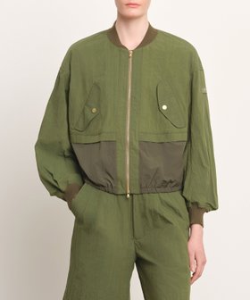 【タトラス コンセプトストア/TATRAS CONCEPT STORE】の【TATRAS 直営店】LAURA ラウラ / ブルゾン 大人の最旬トレンドファッション＆コーディネート founy(ファウニー) ファッション Fashion レディースファッション Fashion for Women アウター Coat / Outerwear Collection ブルゾンジャケット・スポーティアウター Blouson Jackets イタリア Italy コンパクト Compact, Small Size タイプライター Typewriter Fabric, Crisp Cotton バランス Balance, Style Balance フォルム Silhouette, Form フラップ Flap, Flap Pocket ブルゾン Blouson, Bomber Jacket ポケット Pocket, Pocket Detail |ID:prp329100004988738