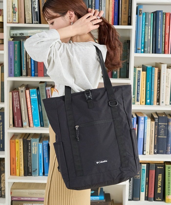 【フリークスストア/FREAK'S STORE】の別注 Rose Peak Brook 2Way Tote Bag【限定展開】通勤 通学 A4対応 大容量 軽量 バックパック ユニセックス 旅行 インテリア・キッズ・メンズ・レディースファッション・服の通販 founy(ファウニー) https://founy.com/ ファッション Fashion レディースファッション Fashion for Women バッグ Bags 2026年 2026 2026春夏・S/S Spring/Summer 2026 SS26 シンプル Simple, Minimal スペシャル Special, Limited Edition ビジネス 仕事 通勤 Business / Work / Commuting 別注 Limited Edition, Custom Order 夏 Summer 旅行 Travel S/S・春夏 SS, Spring/Summer, Warm Season 軽量 Lightweight, Ultra Light |ID: prp329100004988796 ipo3291000000037372132