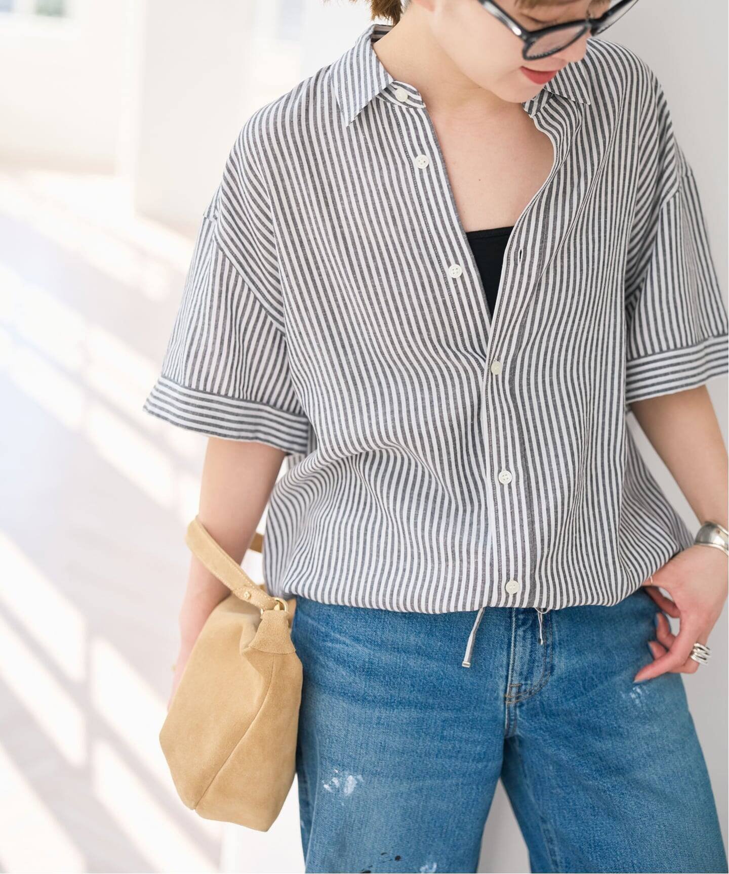 【スピック&スパン/Spick & Span】のリネンブレンドハーフスリーブヘムギャザーシャツ 大人の最旬トレンドファッション＆コーディネート founy(ファウニー) 　ファッション　Fashion　レディースファッション　Fashion for Women　トップス・カットソー　Cut & Sew Tops　シャツ・ブラウス・オフィスカジュアル　Elegant Blouses & Button-Ups　スリーブ　Sleeve, Long Sleeve / Short Sleeve　ドローストリング　Drawstring, Pull Cord　ハーフ　Half, Half-Length　バランス　Balance, Style Balance　ボトム　Bottoms, Lower Wear　 other-1|ID: prp329100004988852 ipo3291000000037372441