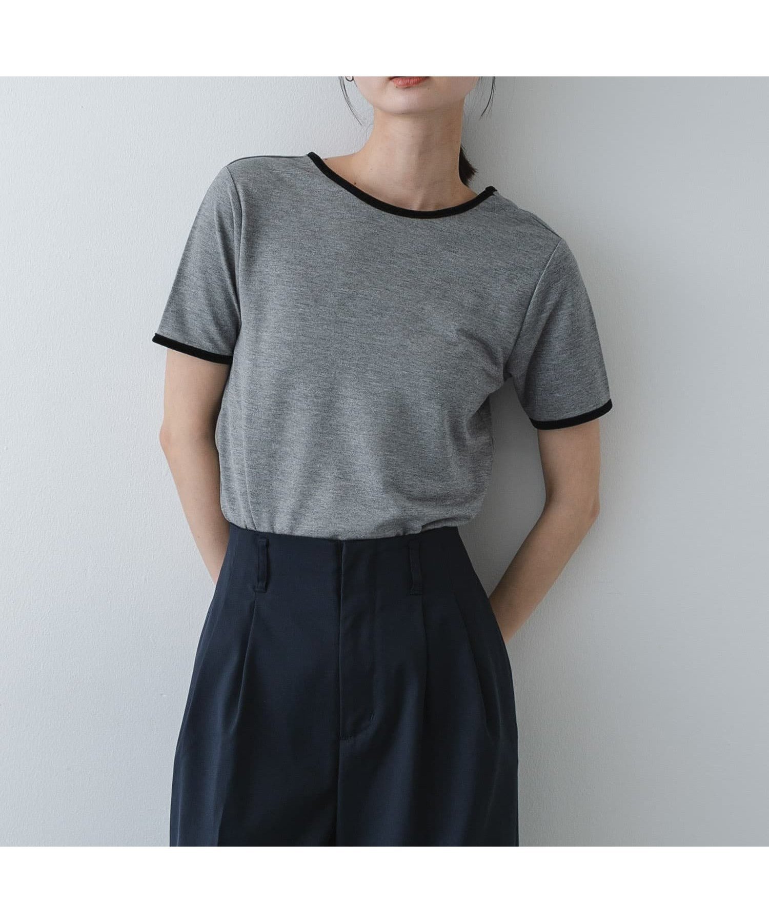 【センスオブプレイス/SENSE OF PLACE by URBAN RESEARCH】のバックオープンリンガーTシャツ(半袖) インテリア・キッズ・メンズ・レディースファッション・服の通販 founy(ファウニー) 　ファッション　Fashion　レディースファッション　Fashion for Women　トップス・カットソー　Cut & Sew Tops　シャツ・ブラウス・オフィスカジュアル　Elegant Blouses & Button-Ups　ロングTシャツ・Tシャツ　Longline T-Shirts & Tees　バッグ　Bags　キャミソール　Camisole, Spaghetti Strap Top　今季　This Season, Current Season　シンプル　Simple, Minimal　フロント　Front, Front Design　ベロア　Velour, Soft Velvet　半袖　Short Sleeve, Half Sleeve　S/S・春夏　SS, Spring/Summer, Warm Season　夏　Summer　2026年　2026　2026春夏・S/S　Spring/Summer 2026 SS26　グレー|ID: prp329100004989490 ipo3291000000037373674