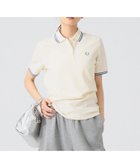 【ビームス ウイメン/BEAMS】の【別注】FRED PERRY / Twin Tipped ポロシャツ G3600 大人の最旬トレンドファッション＆コーディネート founy(ファウニー) ファッション Fashion レディースファッション Fashion for Women トップス・カットソー Cut & Sew Tops シャツ・ブラウス・オフィスカジュアル Elegant Blouses & Button-Ups ポロシャツ・きれいめカジュアル Smart-Casual Polo Tops インナー Innerwear クラシック Classic, Timeless Style コンパクト Compact, Small Size 吸水 Absorbent, Quick-Dry 鹿の子 Piqué, Kanoko Fabric シルバー Silver, Metallic Silver スマート Smart, Elegant スリム Slim, Slim Fit バランス Balance, Style Balance フィット Fit, Slim Fit ベスト Vest, Waistcoat ポロシャツ Polo Shirt, Collared Tee 別注 Limited Edition, Custom Order ミックス Mix, Mixed Style モダン Modern, Contemporary ロンドン London Style, British Inspired おすすめ Recommended / Our Picks エレガント 上品 Elegant thumbnail ECRU|ID: prp329100004989503 ipo3291000000037373789