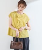 【シップス/SHIPS】のSHIPS Colors 洗濯機可能 サッカー フロントフリル ブラウス 大人の最旬トレンドファッション＆コーディネート founy(ファウニー) ファッション Fashion レディースファッション Fashion for Women トップス・カットソー Cut & Sew Tops シャツ・ブラウス・オフィスカジュアル Elegant Blouses & Button-Ups イエロー Yellow カーディガン Cardigan, Knitwear サッカー Seersucker, Summer Fabric ジャケット Jacket, Outerwear ダウン Down, Puffer デニム Denim, Jeans Material バランス Balance, Style Balance フリル Frill, Ruffle フロント Front, Front Design ボックス Boxy, Box Shape ボトム Bottoms, Lower Wear メンズ Men's, Menswear アウトレット Outlet / Clearance おすすめ Recommended / Our Picks ビジネス 仕事 通勤 Business / Work / Commuting 2026年 2026 2026春夏・S/S Spring/Summer 2026 SS26 thumbnail イエロー|ID: prp329100004989526 ipo3291000000037373934
