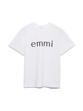 【エミ/emmi】の【ONLINE限定カラーあり】eco emmiロゴTシャツ/UVカット 大人の最旬トレンドファッション＆コーディネート founy(ファウニー) ファッション Fashion レディースファッション Fashion for Women トップス・カットソー Cut & Sew Tops シャツ・ブラウス・オフィスカジュアル Elegant Blouses & Button-Ups ロングTシャツ・Tシャツ Longline T-Shirts & Tees アウトドア Outdoor Clothing スマート Smart, Elegant ベーシック Basic, Essential ワーク Workwear, Utility Style 吸水 Absorbent, Quick-Dry |ID:prp329100004989528