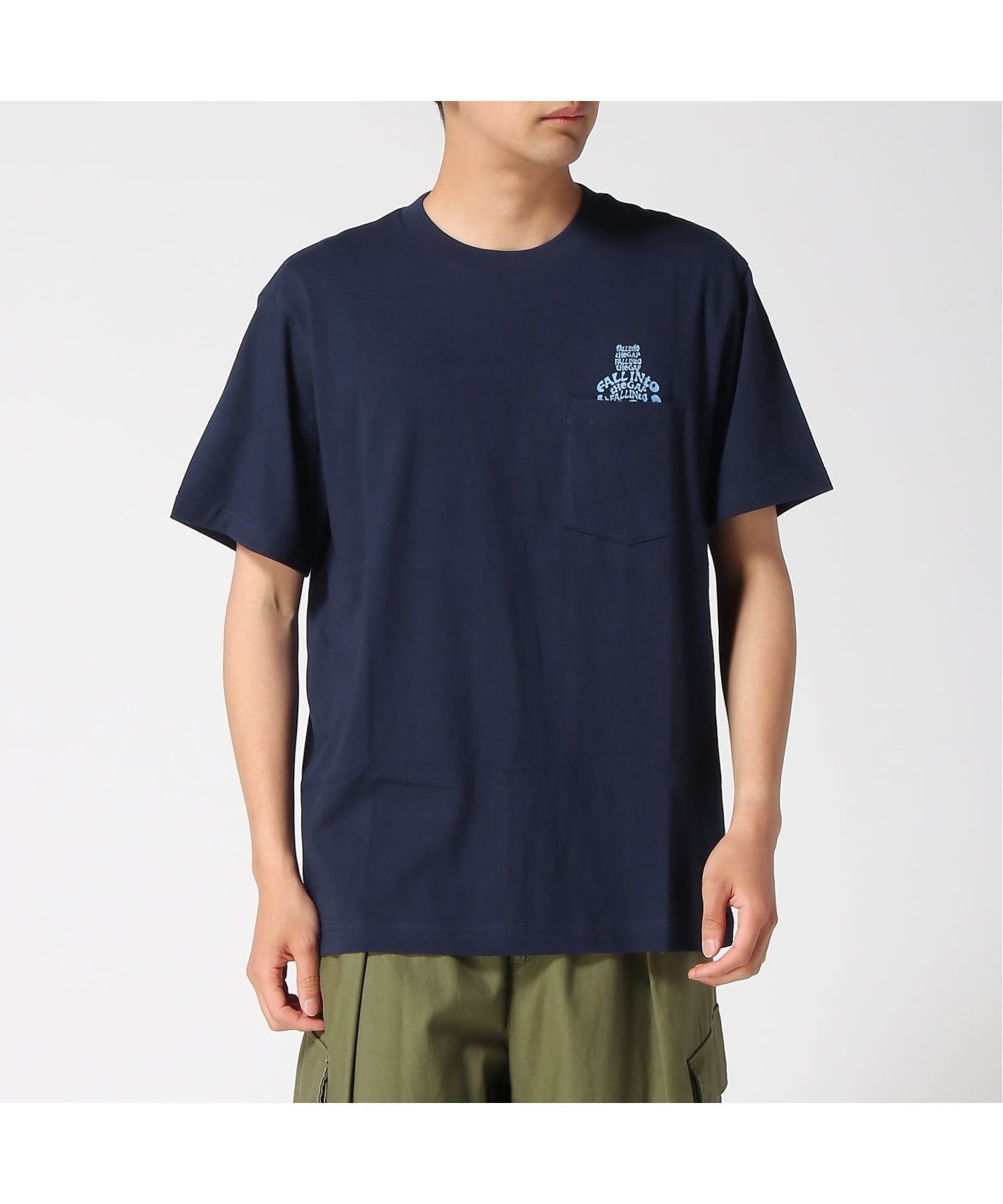 【ギャップ/GAP】のエブリディ ソフト リラックスフィット ブラナンベア ポケットTシャツ インテリア・キッズ・メンズ・レディースファッション・服の通販 founy(ファウニー) 　ファッション　Fashion　レディースファッション　Fashion for Women　トップス・カットソー　Cut & Sew Tops　シャツ・ブラウス・オフィスカジュアル　Elegant Blouses & Button-Ups　ロングTシャツ・Tシャツ　Longline T-Shirts & Tees　ショート　Short, Short Length　スリーブ　Sleeve, Long Sleeve / Short Sleeve　デニム　Denim, Jeans Material　フィット　Fit, Slim Fit　ポケット　Pocket, Pocket Detail　リラックス　Relax, Relaxed Fit　NAVY_UNIFORM|ID: prp329100004989587 ipo3291000000037374554
