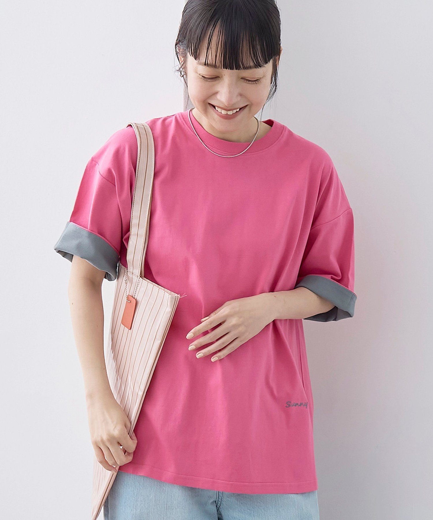【コーエン/COEN】の袖裏配色 ロゴ刺繍Tシャツ インテリア・キッズ・メンズ・レディースファッション・服の通販 founy(ファウニー) 　ファッション　Fashion　レディースファッション　Fashion for Women　トップス・カットソー　Cut & Sew Tops　シャツ・ブラウス・オフィスカジュアル　Elegant Blouses & Button-Ups　ロングTシャツ・Tシャツ　Longline T-Shirts & Tees　インナー　Innerwear　厚底　Platform Shoes　シンプル　Simple, Minimal　スニーカー　Sneakers, Trainers　デニム　Denim, Jeans Material　トレンド　Trend, Trending Now　バランス　Balance, Style Balance　ビスチェ　Bustier, Corset Top　フロント　Front, Front Design　ボトム　Bottoms, Lower Wear　おすすめ　Recommended / Our Picks　夏　Summer　2026年　2026　2026春夏・S/S　Spring/Summer 2026 SS26　PINK|ID: prp329100004989592 ipo3291000000037374599