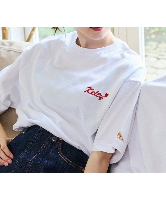 【フリークスストア/FREAK'S STORE】のKELTY×FREAK S STORE/ケルティ 別注 ビッグシルエット ロゴワンポイント ハート刺繍 クルーネックTシャツ 【限定展開】 大人の最旬トレンドファッション＆コーディネート founy(ファウニー) 　ファッション　Fashion　レディースファッション　Fashion for Women　トップス・カットソー　Cut & Sew Tops　シャツ・ブラウス・オフィスカジュアル　Elegant Blouses & Button-Ups　ロングTシャツ・Tシャツ　Longline T-Shirts & Tees　インナー　Innerwear　カーゴパンツ　Cargo Pants, Utility Pants　吸水　Absorbent, Quick-Dry　スラックス　Slacks, Dress Pants　デニム　Denim, Jeans Material　トレンド　Trend, Trending Now　定番　Standard, Basic Item　バランス　Balance, Style Balance　ビッグ　Big, Oversized　別注　Limited Edition, Custom Order　ワイド　Wide, Wide Fit　ワンポイント　One Point, Statement Accent　S/S・春夏　SS, Spring/Summer, Warm Season　おすすめ　Recommended / Our Picks　夏　Summer　2026年　2026　2026春夏・S/S　Spring/Summer 2026 SS26　 other-1|ID: prp329100004989608 ipo3291000000037374689
