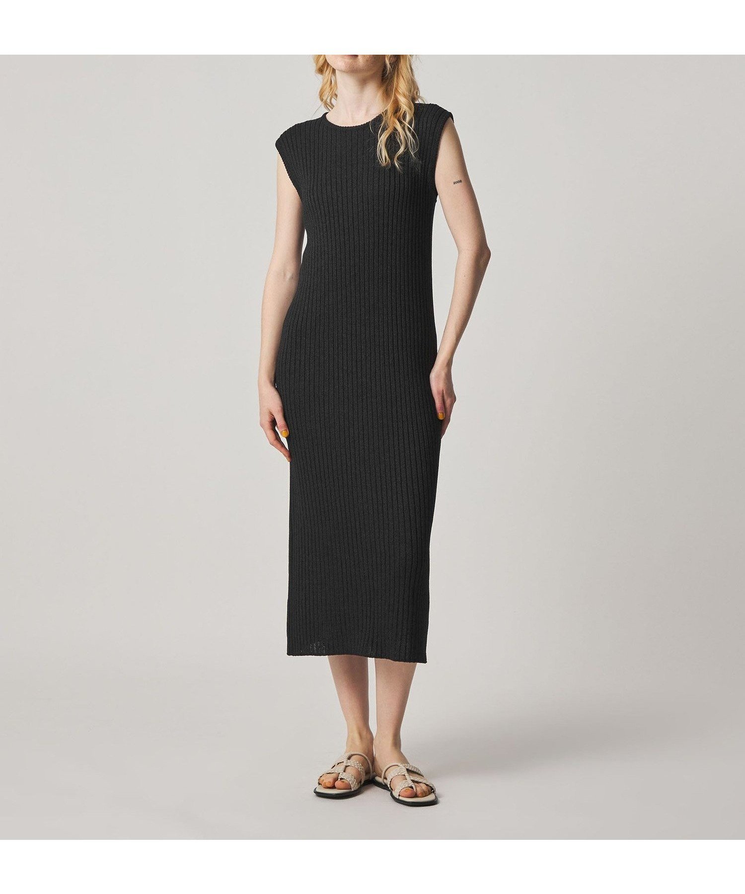 【ビューティ&ユース ユナイテッドアローズ/BEAUTY&YOUTH / UNITED ARROWS】のSteven Alan リブ ノースリーブ ワンピース インテリア・キッズ・メンズ・レディースファッション・服の通販 founy(ファウニー) 　ファッション　Fashion　レディースファッション　Fashion for Women　ワンピース　Dresses　アメリカン　American Style　春　Spring　カーディガン　Cardigan, Knitwear　シンプル　Simple, Minimal　ジャケット　Jacket, Outerwear　トレンド　Trend, Trending Now　ニューヨーク　New York, NYC Style　ノースリーブ　Sleeveless, No-Sleeve　ペンシル　Pencil, Pencil Skirt　ペーパー　Paper, Kraft Paper　リラックス　Relax, Relaxed Fit　S/S・春夏　SS, Spring/Summer, Warm Season　おすすめ　Recommended / Our Picks　夏　Summer　BLACK|ID: prp329100004989703 ipo3291000000037375244