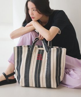 【ビューティ&ユース ユナイテッドアローズ/BEAUTY&YOUTH / UNITED ARROWS】の【別注】 beej ストライプ 2WAY トートバッグ 大人の最旬トレンドファッション＆コーディネート founy(ファウニー) ファッション Fashion レディースファッション Fashion for Women バッグ Bags インド Indian Textile 今季 This Season, Current Season ストライプ Stripe, Striped Pattern スマート Smart, Elegant ネップ Nepp, Slub Yarn 人気 Popular, Best Seller ハンド Hand, Handmade ポケット Pocket, Pocket Detail 別注 Limited Edition, Custom Order リップ Lip, Lip Motif おすすめ Recommended / Our Picks 旅行 Travel |ID:prp329100004989733